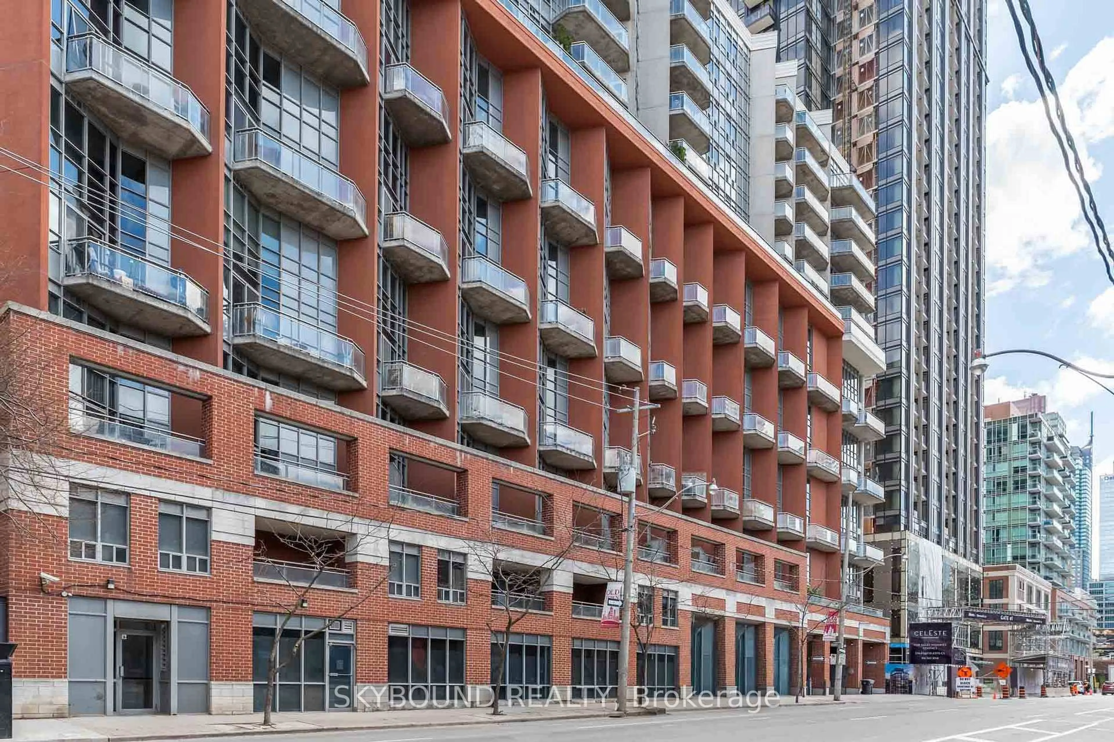 Patio, unknown for 255 Richmond St #802, Toronto Ontario M5A 4T7