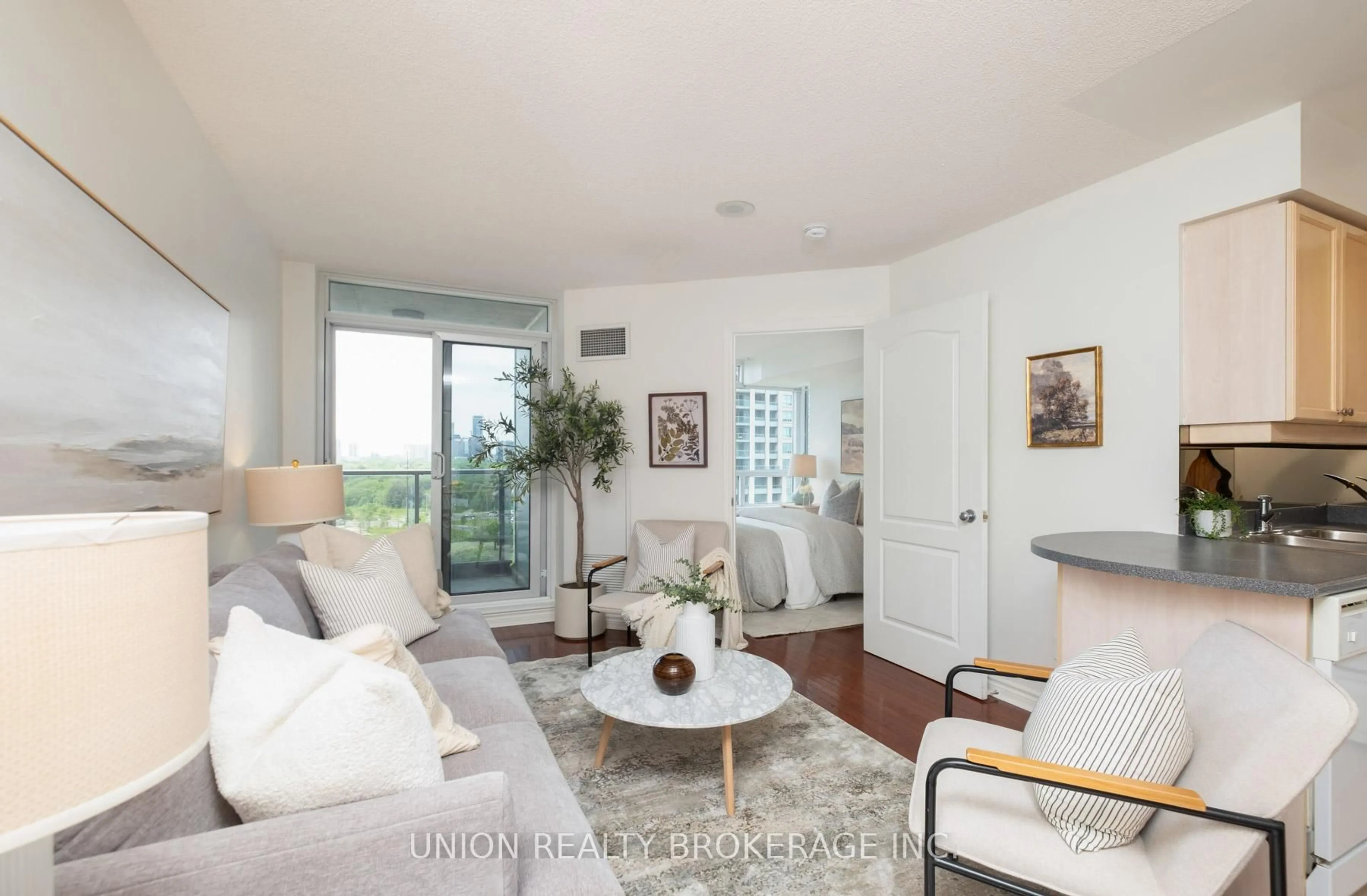 Living room with furniture, unknown for 1 Rean Dr #814, Toronto Ontario M2K 1H1