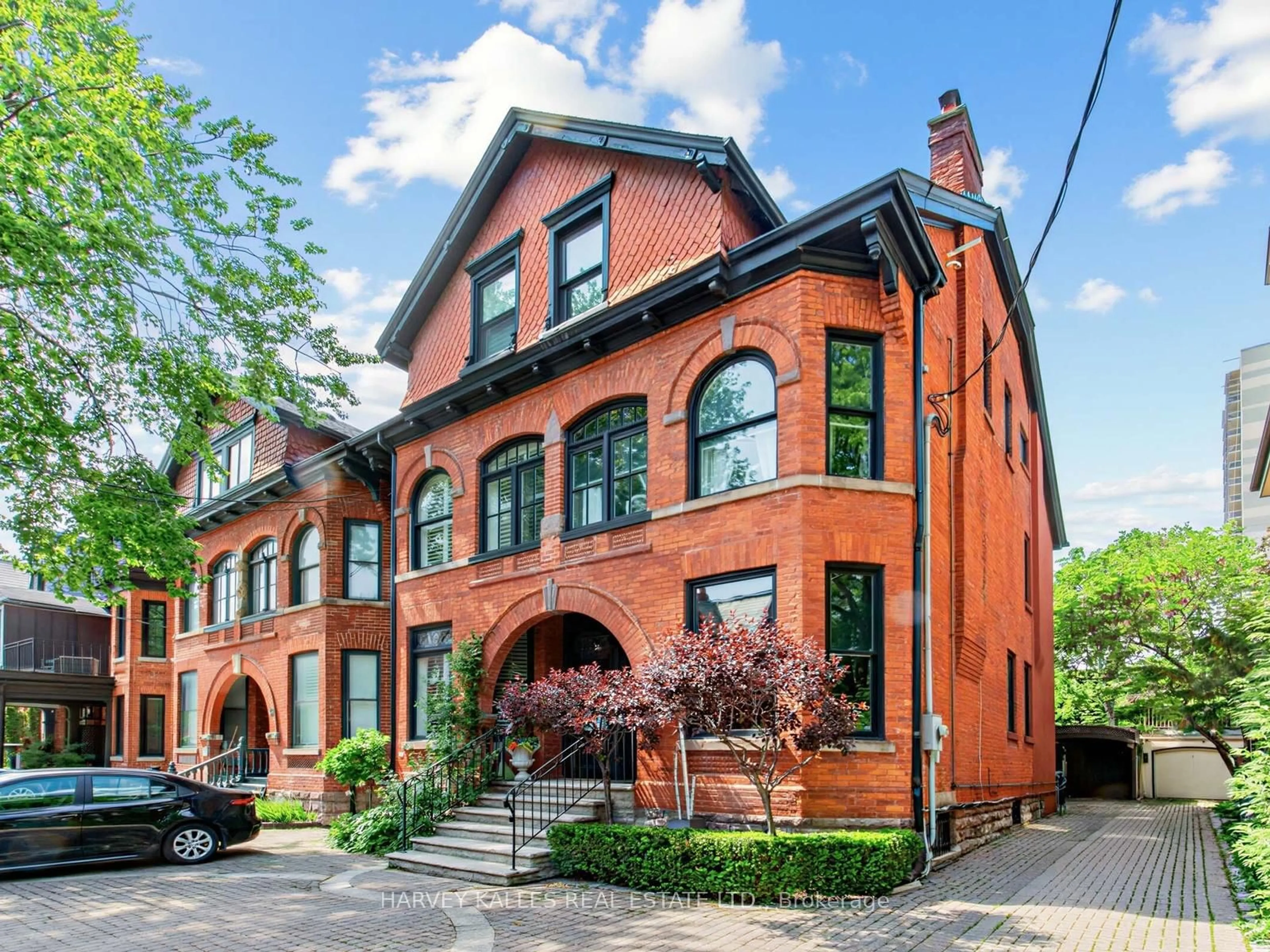 Home with brick exterior material, street for 32 Bernard Ave, Toronto Ontario M5R 1R2