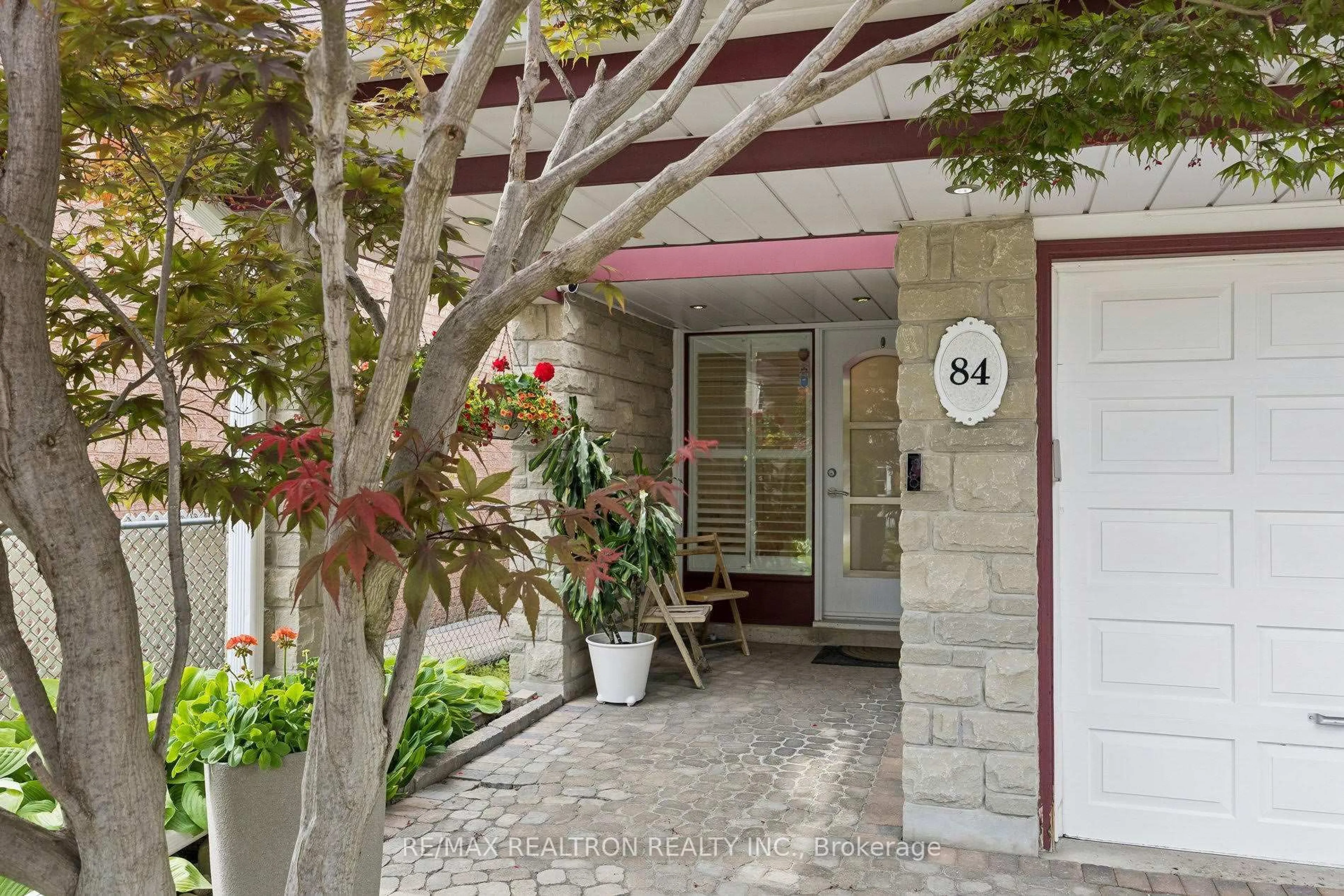 Unknown for 84 Connaught Ave, Toronto Ontario M2M 1G8