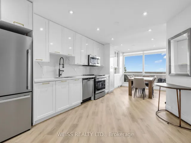 150 Neptune Dr #1405, Toronto 3