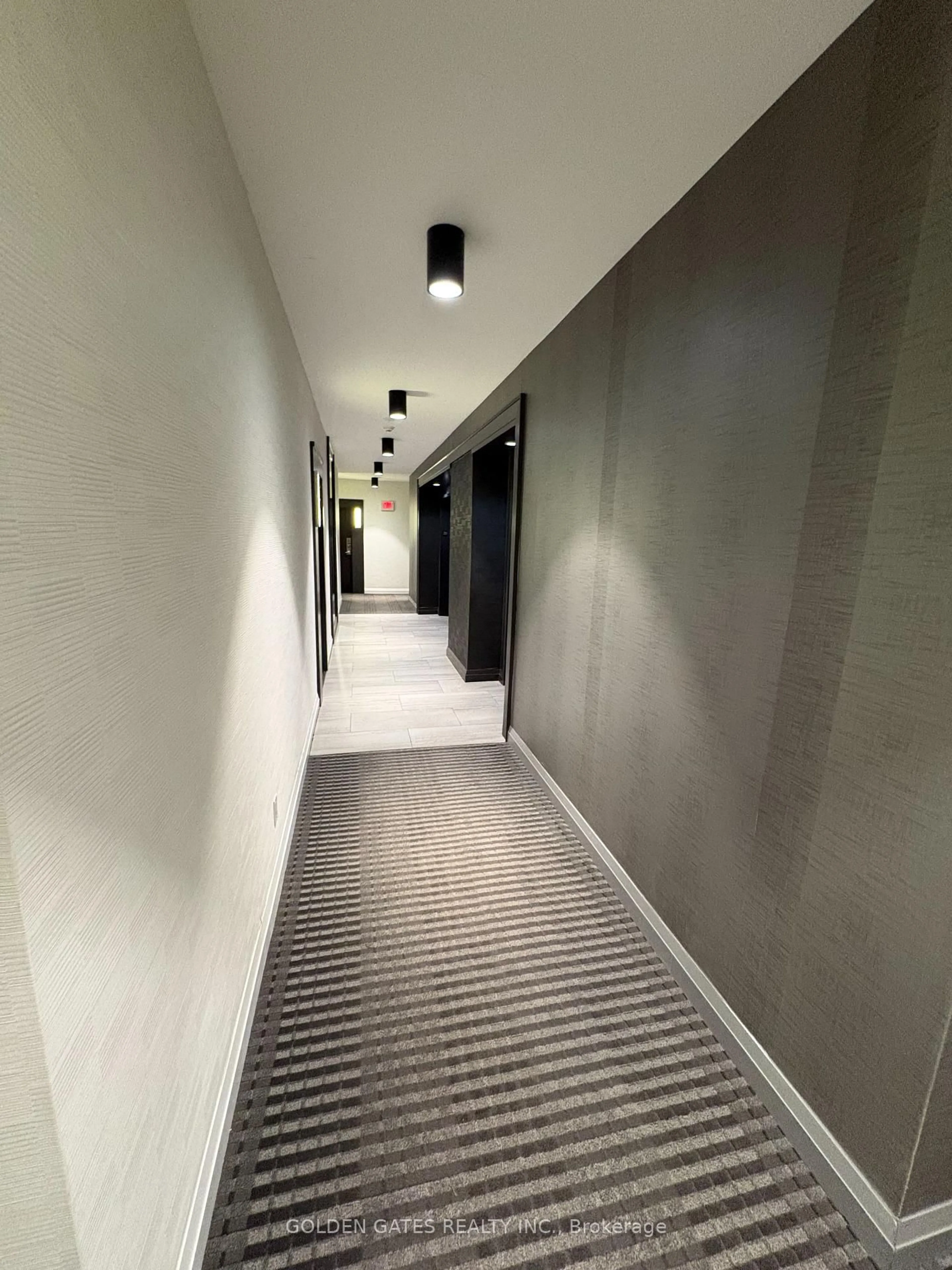 Indoor foyer for 12 Yonge St ##2501, Toronto Ontario M5E 1Z9