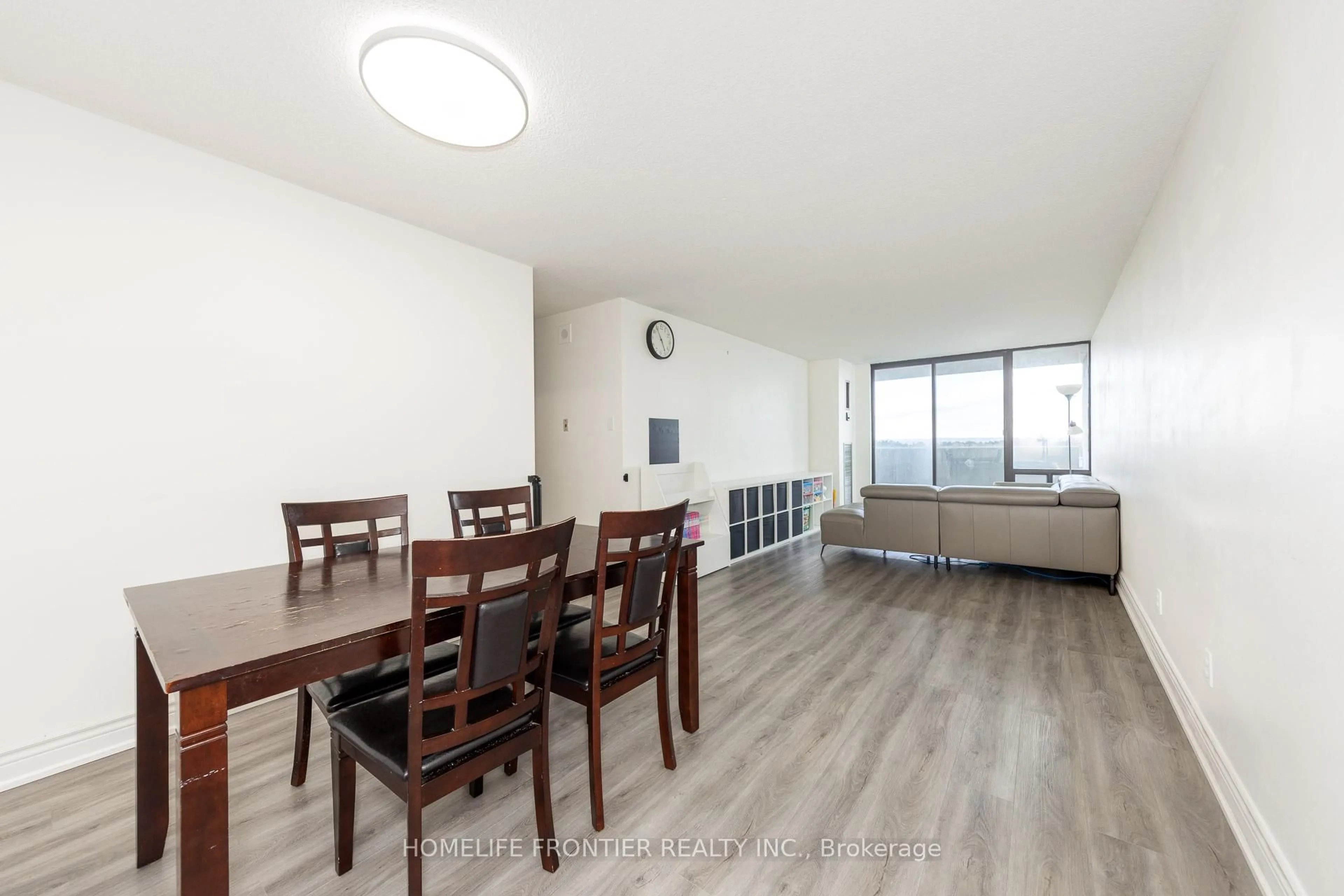 Dining room, wood/laminate floor for 10 Tangreen Crt #608, Toronto Ontario M2M 4B9