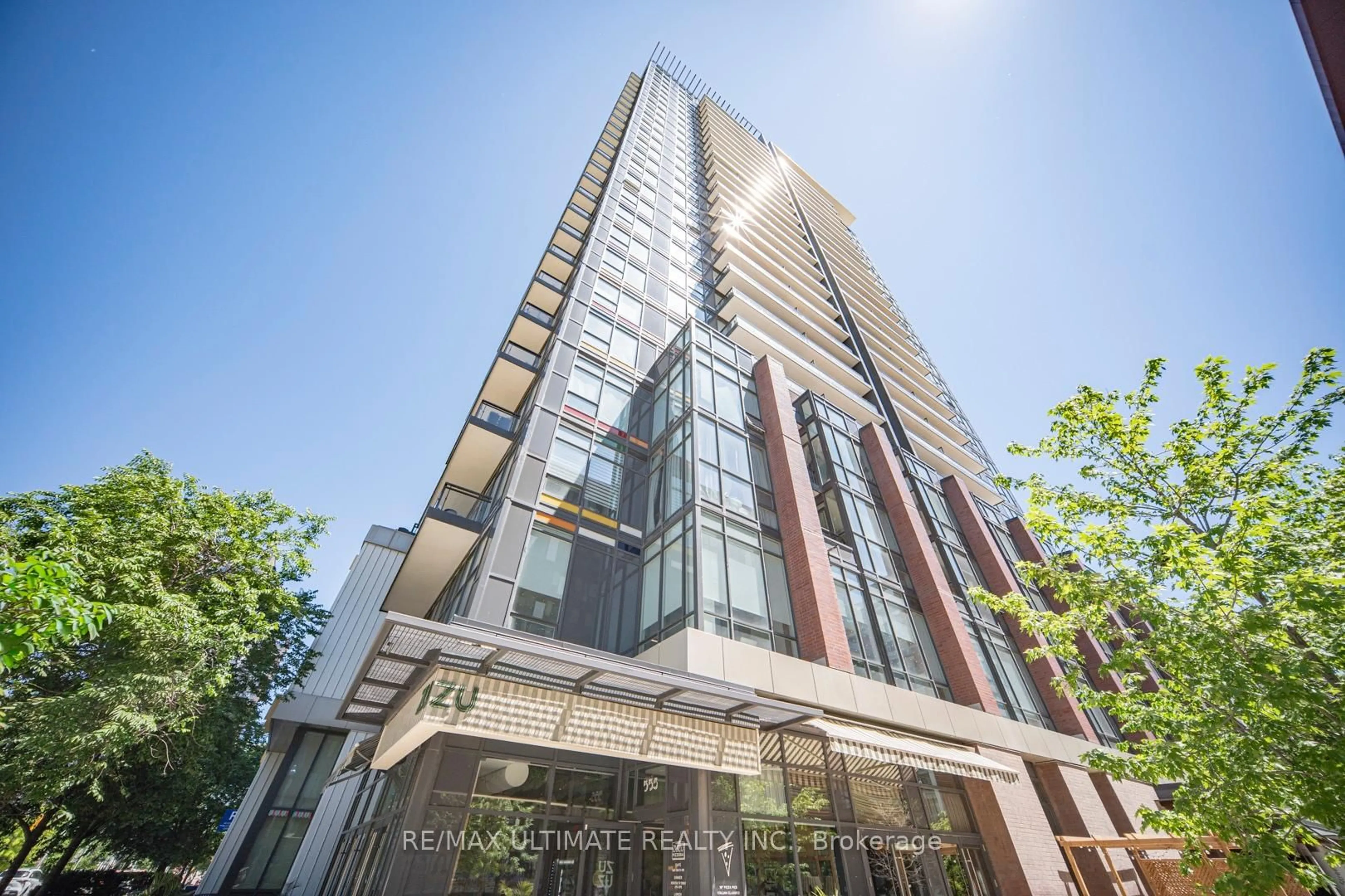 Indoor foyer for 225 Sackville St #901, Toronto Ontario M5A 0B9