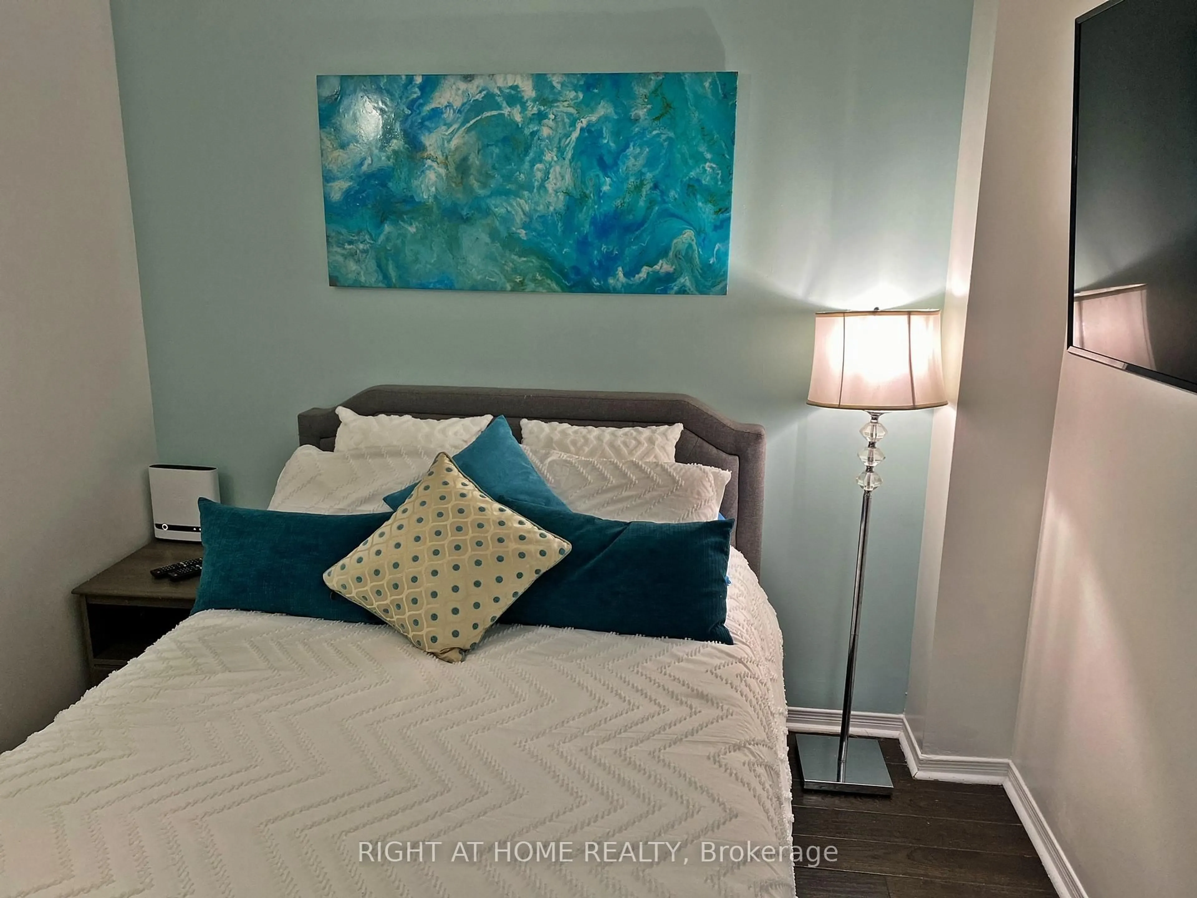 Bedroom with bed, unknown for 12 Sudbury St #610, Toronto Ontario M6J 3W7
