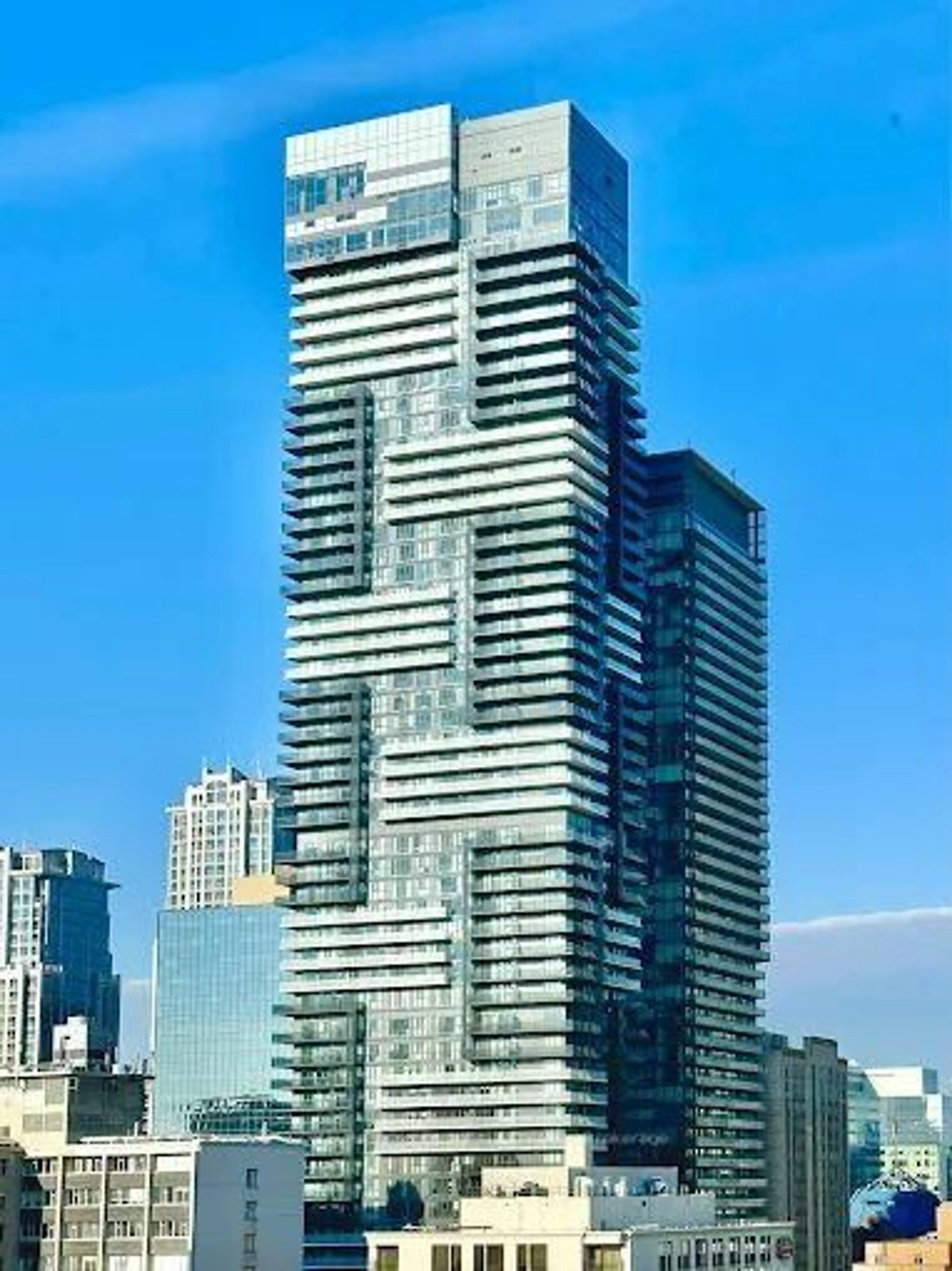 A pic of a room for 7 Grenville St #5001, Toronto Ontario M4Y 1W9