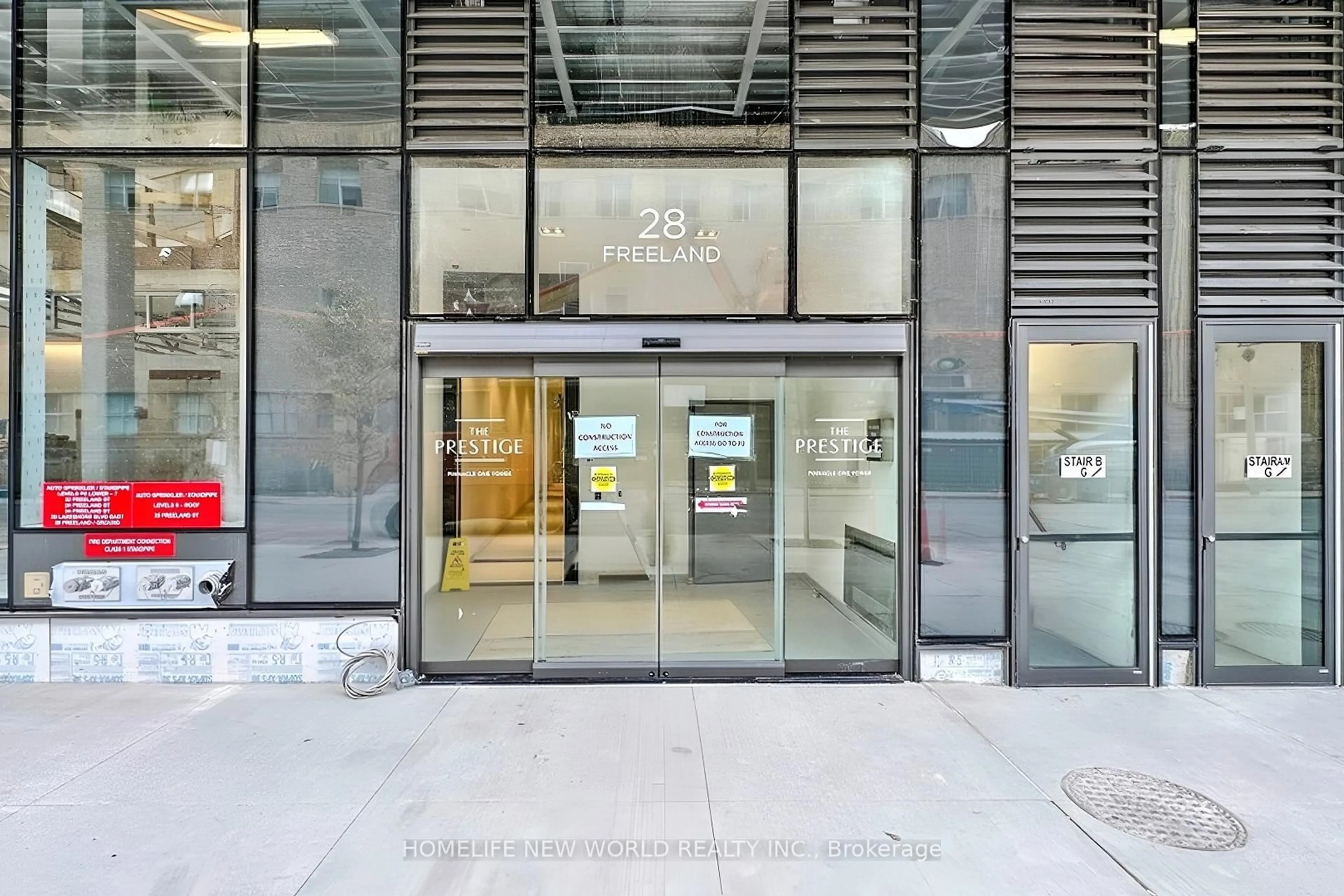 Indoor foyer for 28 Freeland St #1504, Toronto Ontario M5E 0E3