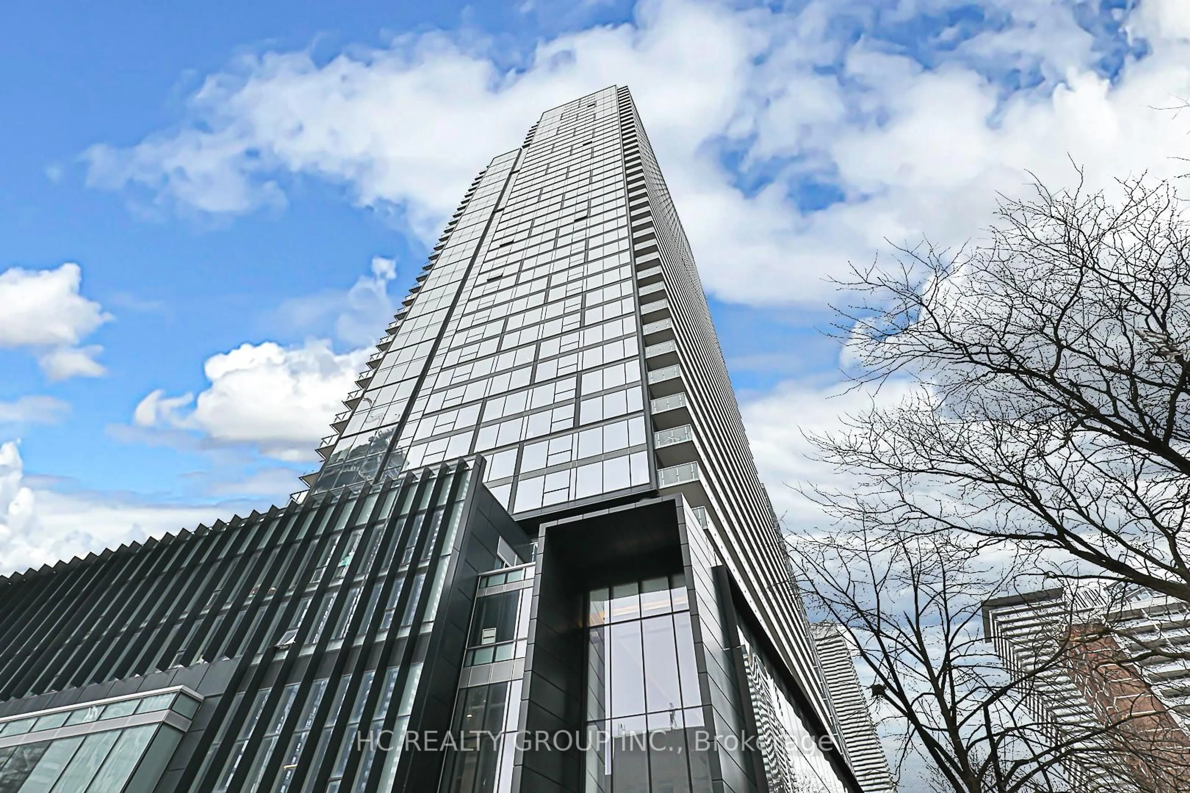 Indoor foyer for 3 Gloucester St #3912, Toronto Ontario M4Y 0C6