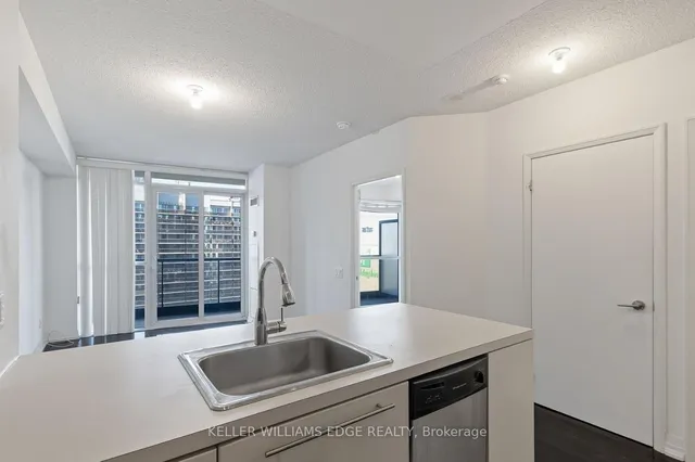 25 Carlton St #2308, Toronto 4