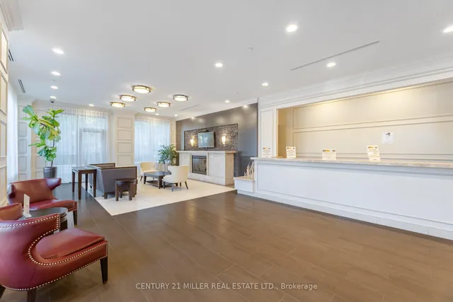 35 Saranac Blvd #Ph08, Toronto 4