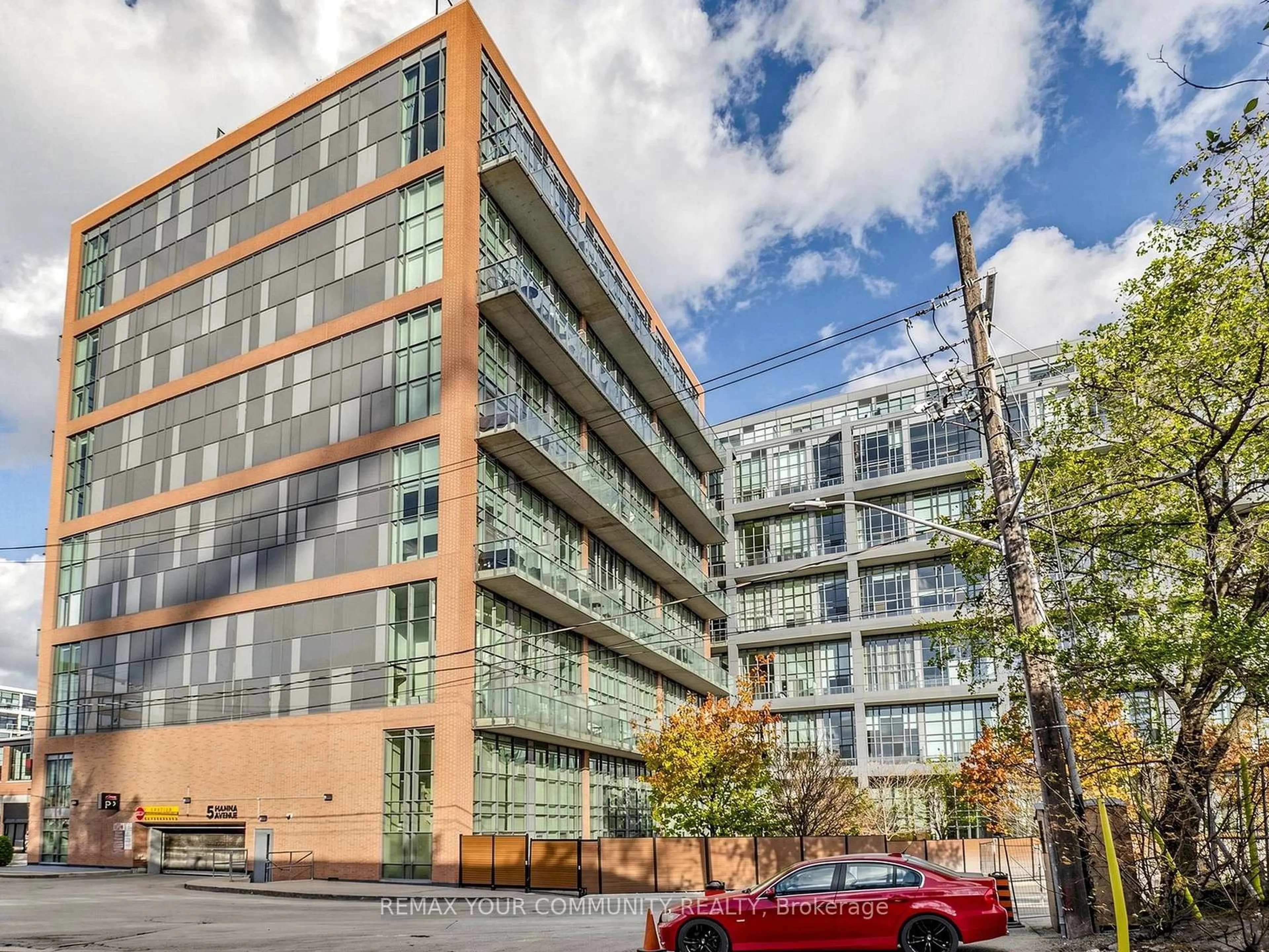 Unknown for 5 Hanna Ave #718, Toronto Ontario M6K 0B3