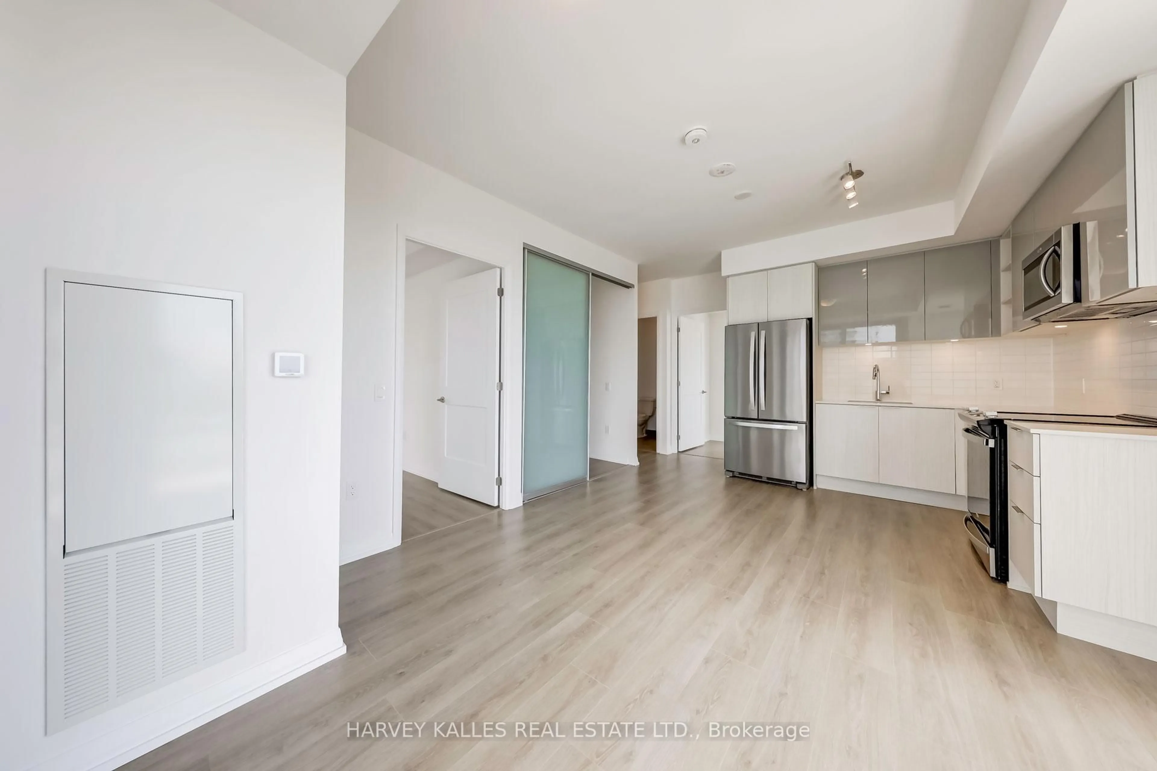 A pic of a room for 25 Holly St #1909, Toronto Ontario M4S 0E3