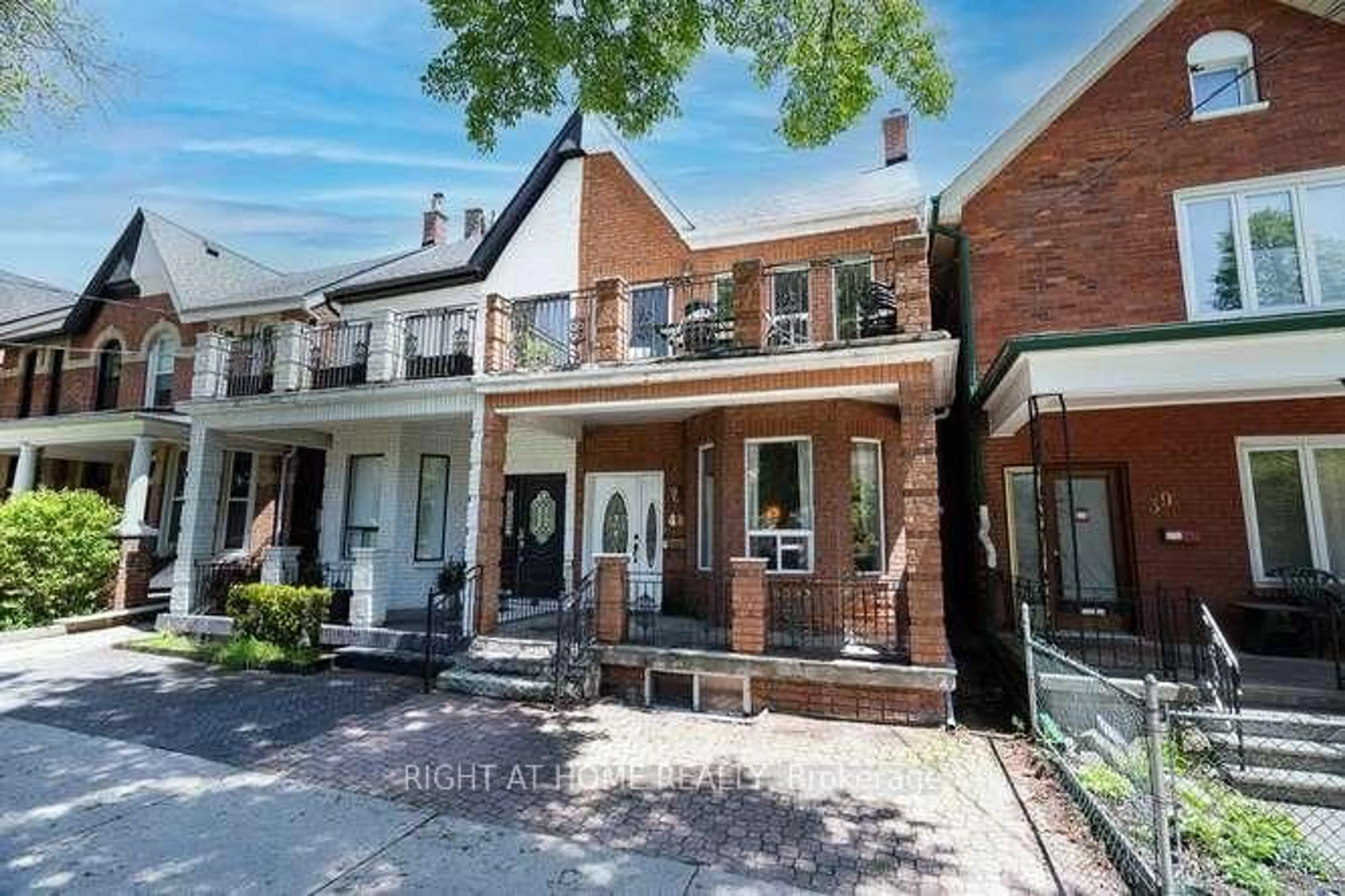 Home with brick exterior material, street for 41 Lakeview Ave, Toronto Ontario M6J 3B4