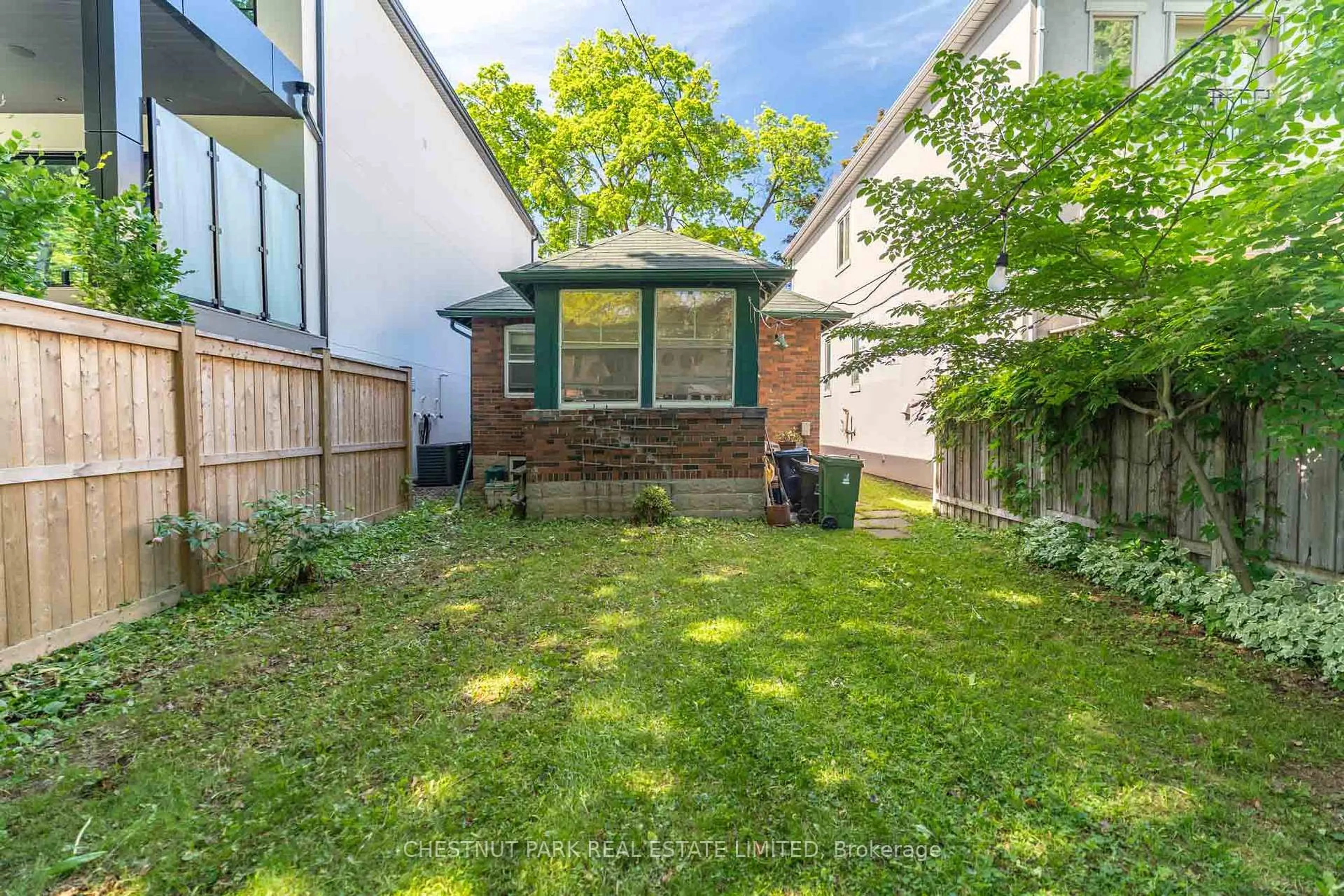 Patio, street for 127 St Clements Ave, Toronto Ontario M4R 1H1