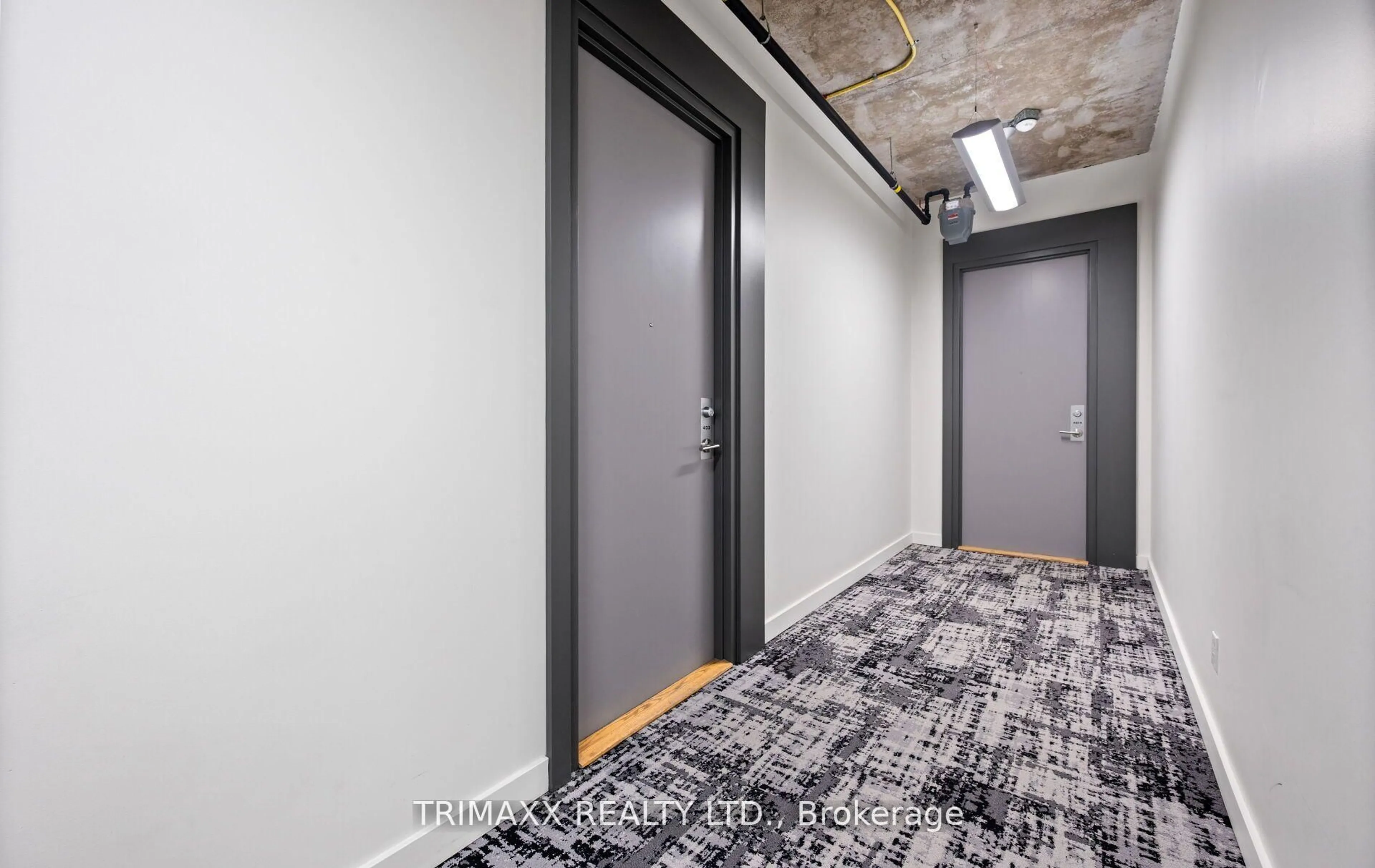 Unknown for 60 Bathurst St #403, Toronto Ontario M5V 2P4