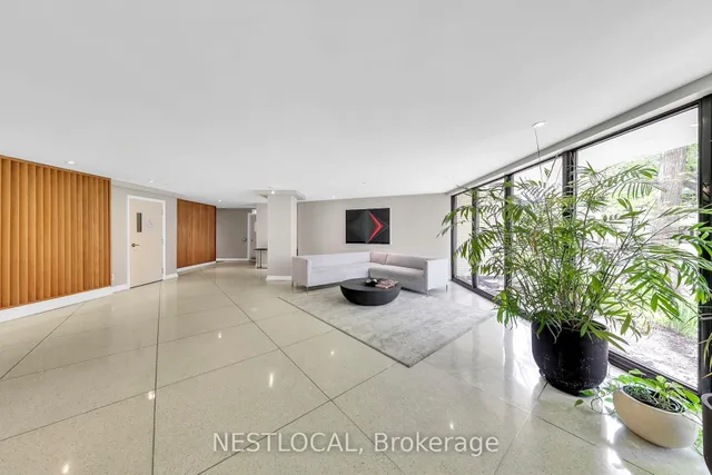 581 Avenue Road Ave #504, Toronto 2