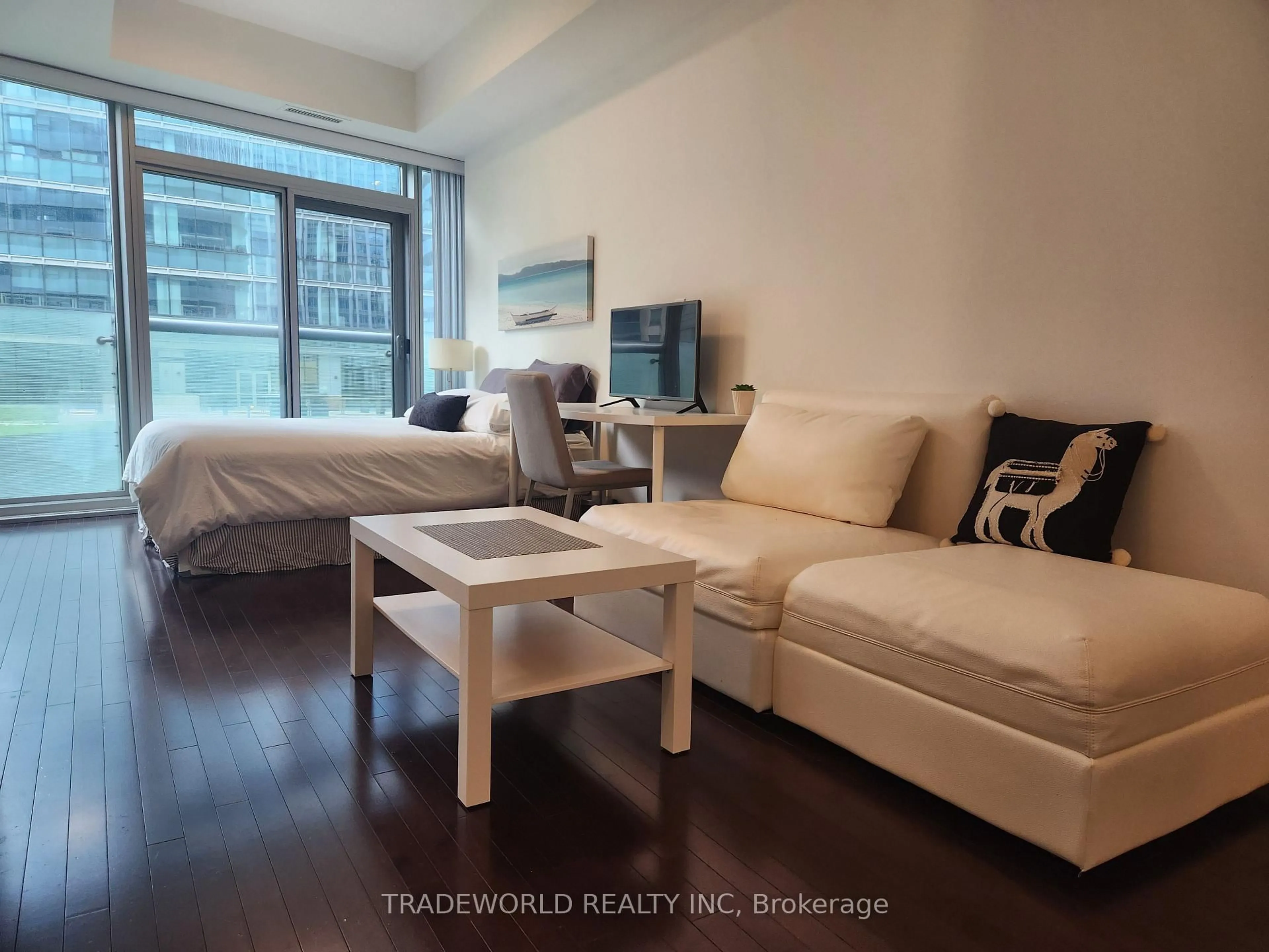 A pic of a room for 12 York St #308, Toronto Ontario M5J 0A9