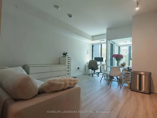 250 Lawrence Ave #310, Toronto 4