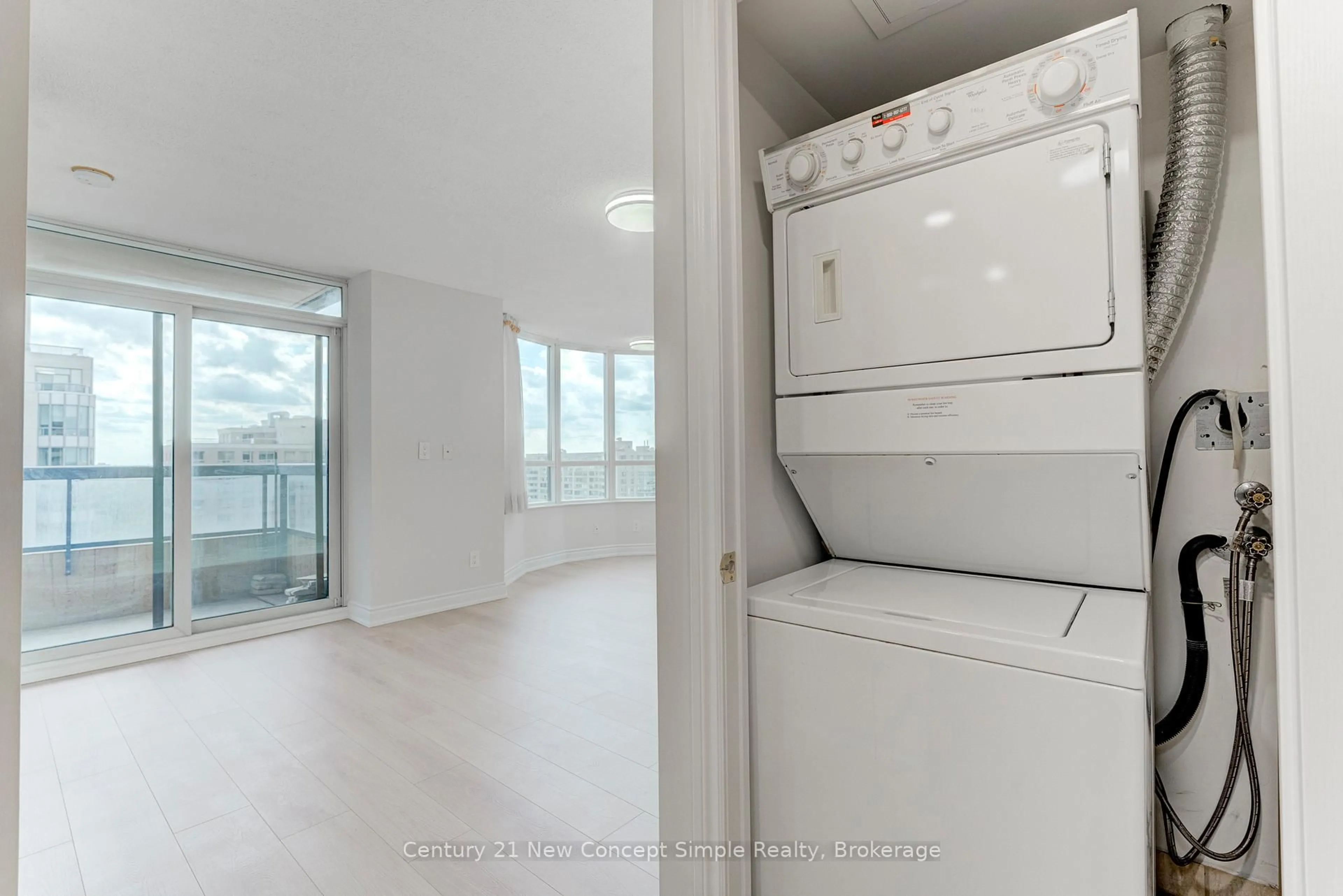 Laundry room for 15 Northtown Way #2118, Toronto Ontario M2N 7A2
