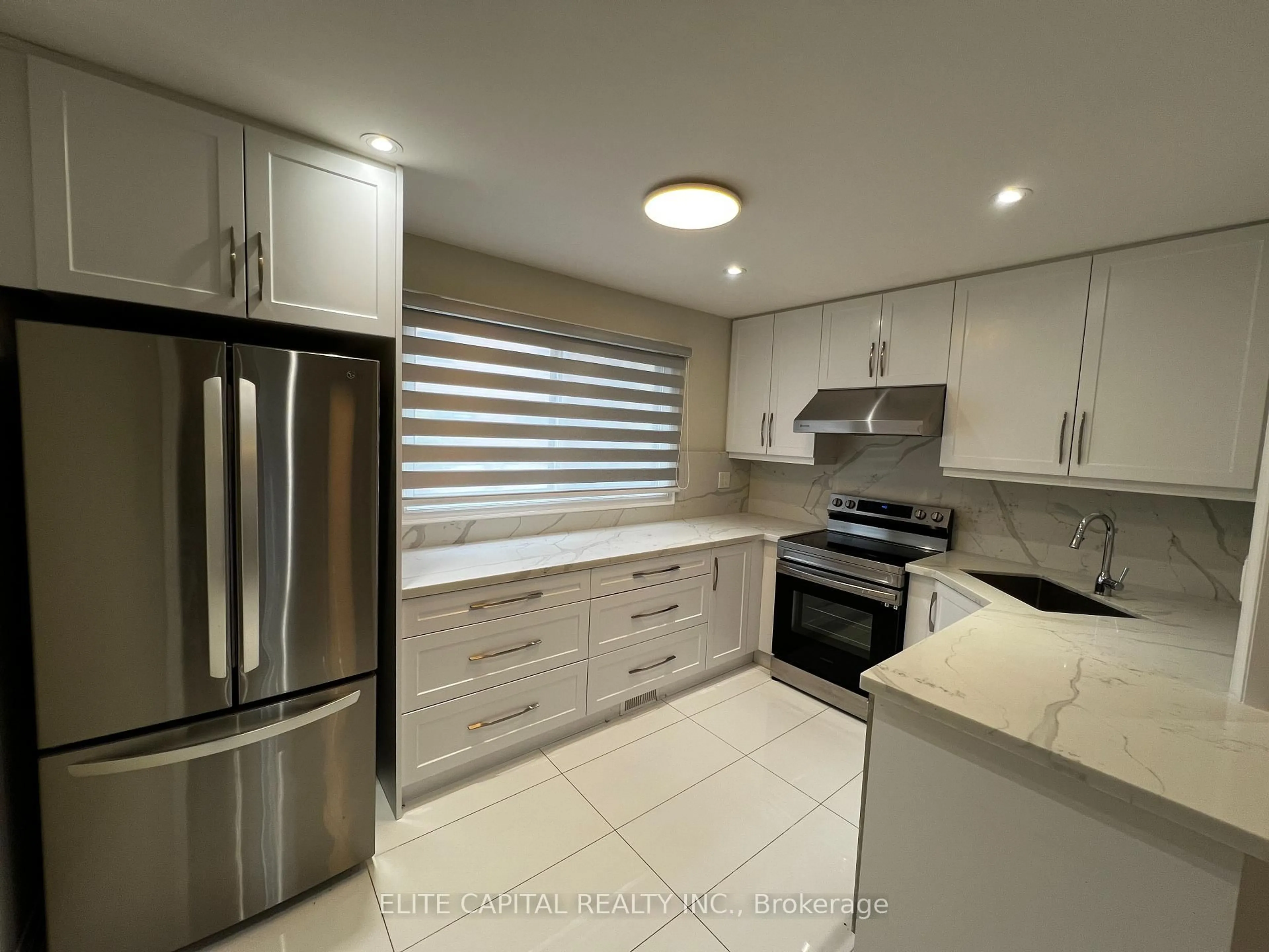 Contemporary kitchen, ceramic/tile floor for 29 Burnt Meadoway, Toronto Ontario M2H 2V2