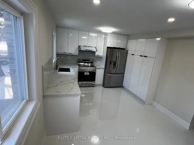 7 Ursa Star Way, Toronto 4