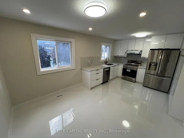 7 Ursa Star Way, Toronto 5