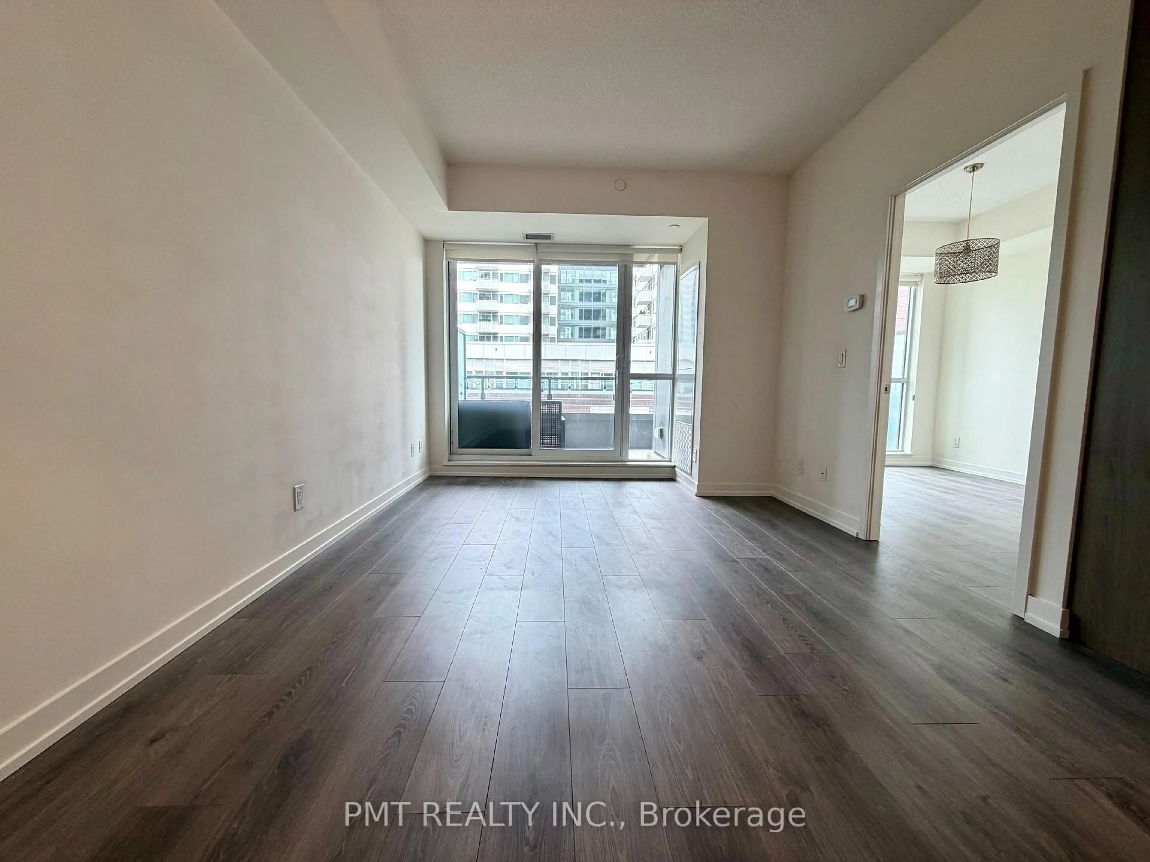 A pic of a room for 200 Sackville St #314, Toronto Ontario M5A 0C4