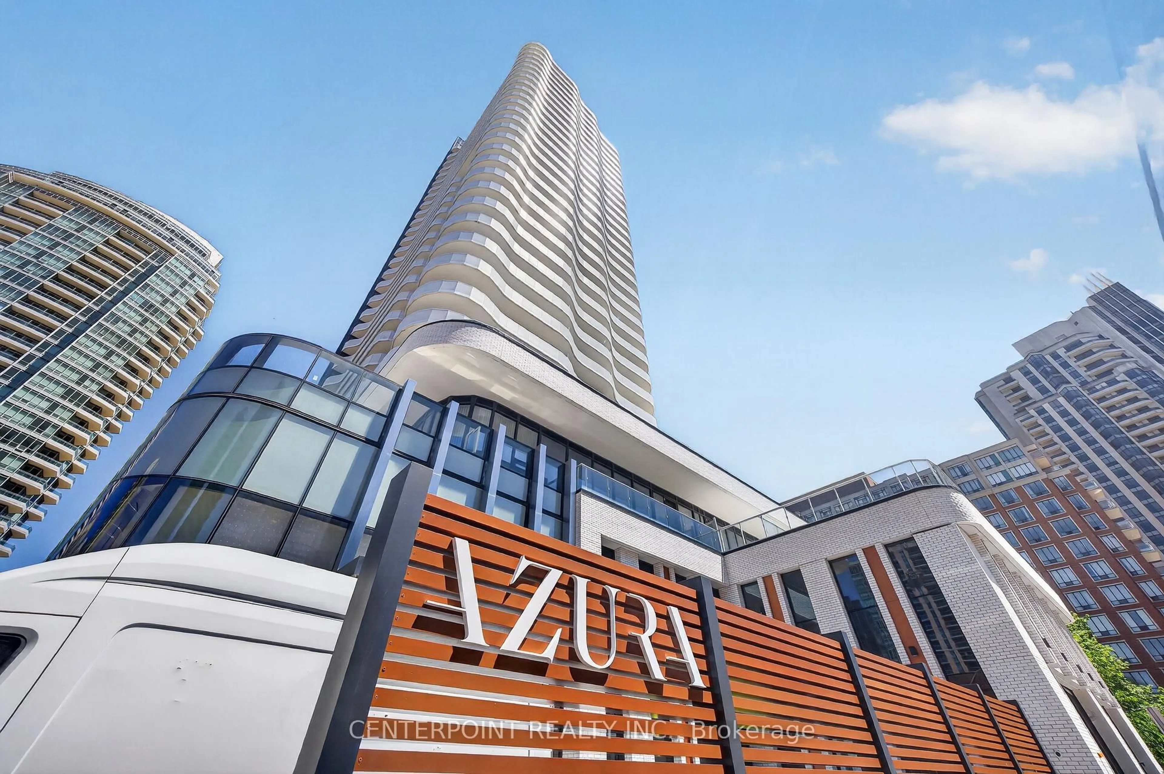 Patio, building for 15 Holmes Ave #1604, Toronto Ontario M2N 0L4