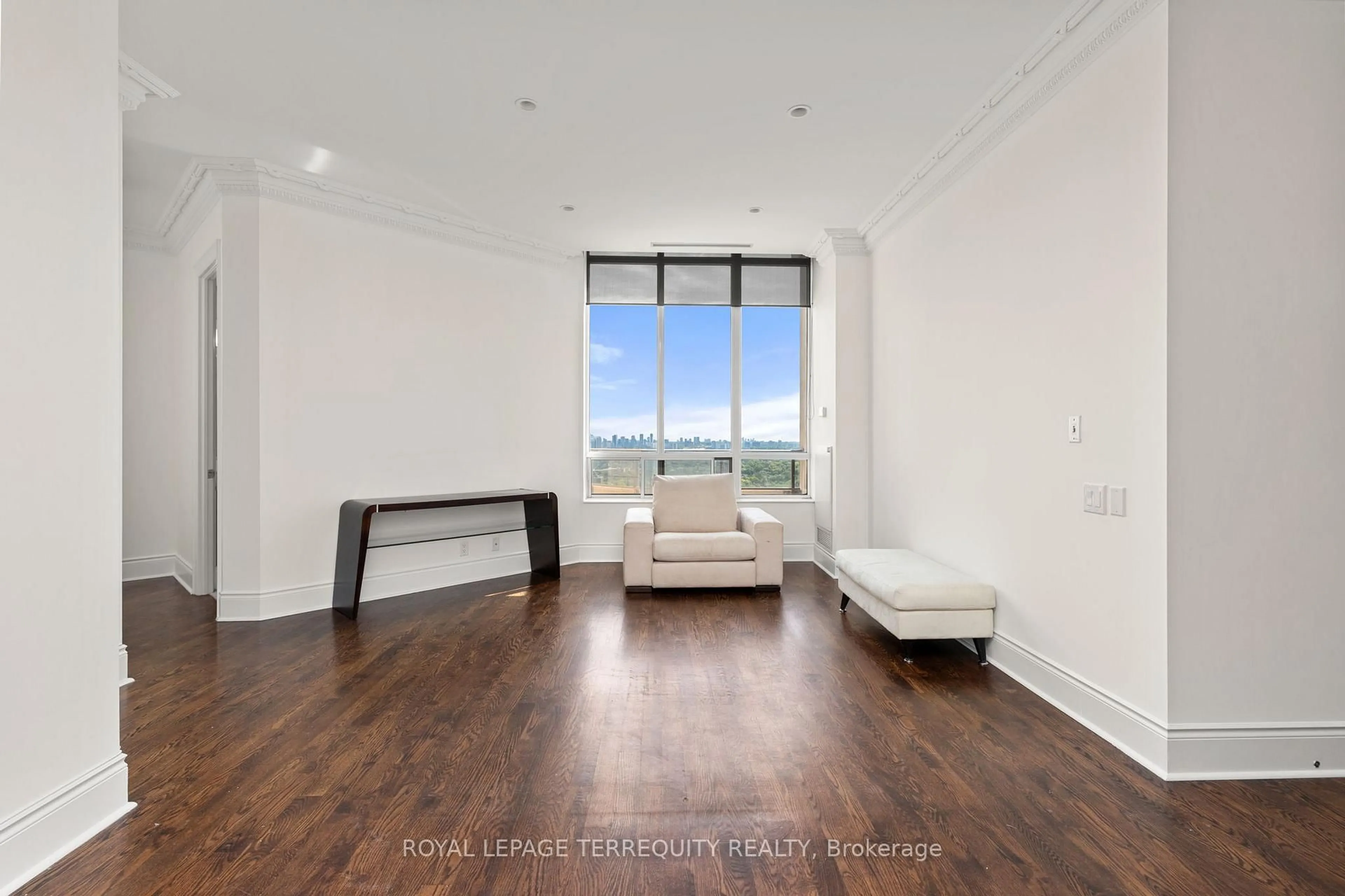 A pic of a room for 80 Harrison Garden Blvd #GPH19, Toronto Ontario M2N 7E3