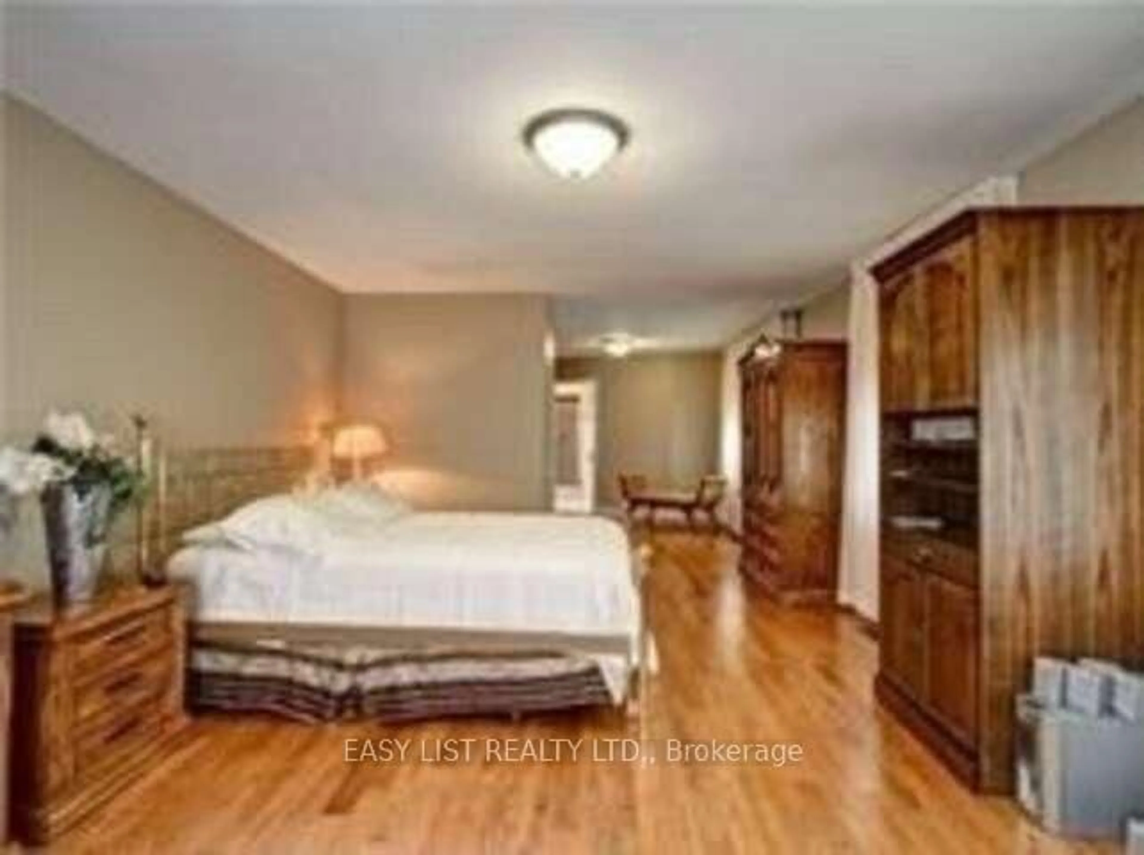 A pic of a room for 89 Patricia Ave, Toronto Ontario M2M 1J1