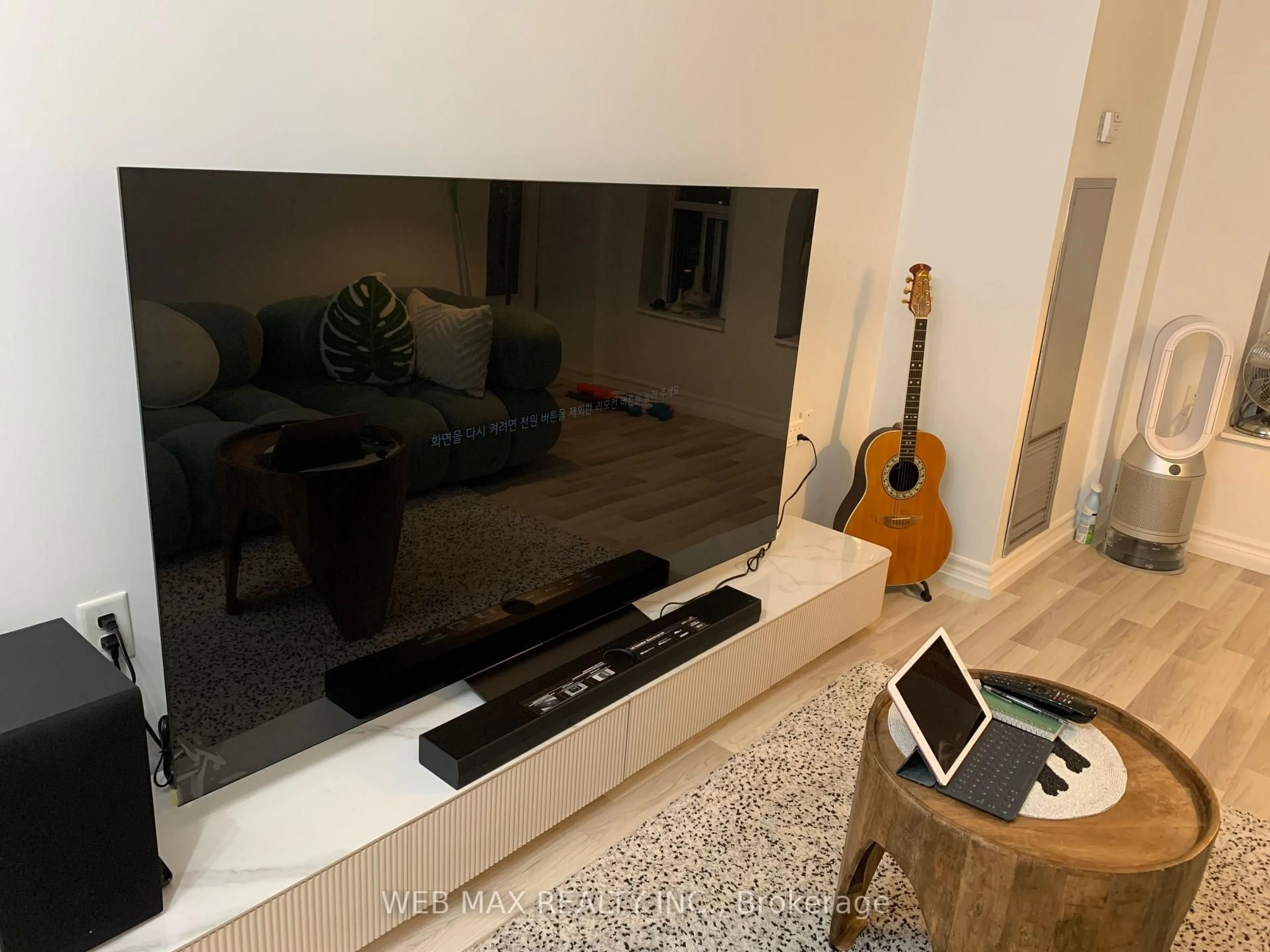 Home theater for 22 Olive Ave #305, Toronto Ontario M2N 7G6