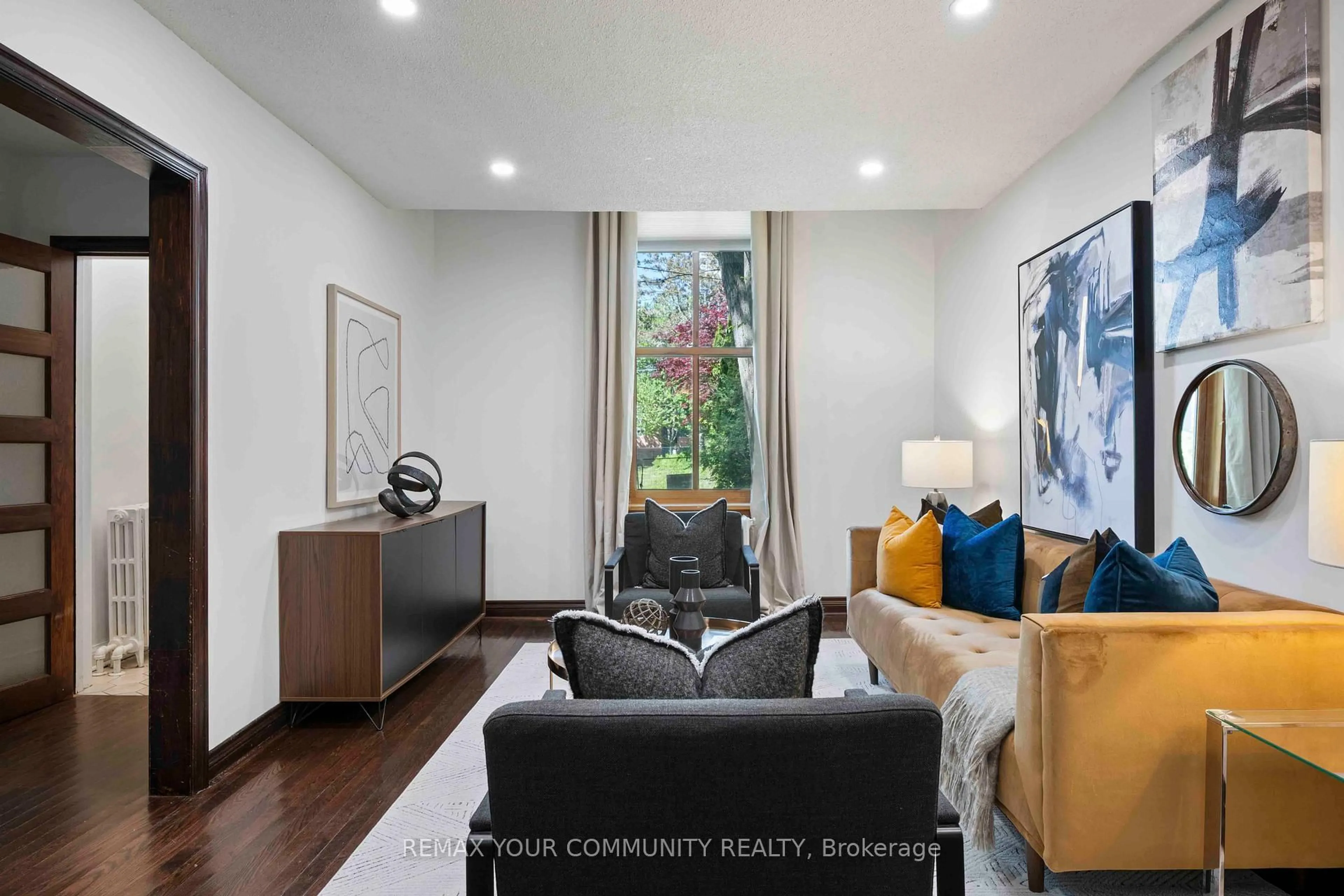 Unknown for 251 Berkeley St, Toronto Ontario M5A 2X3