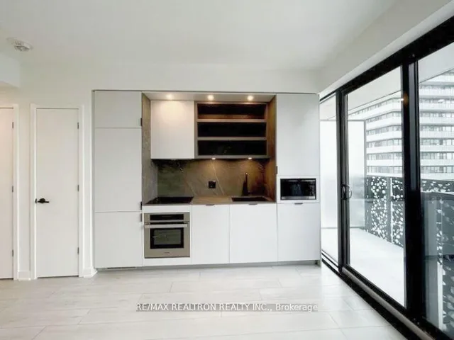 55 Charles St #3111, Toronto 5
