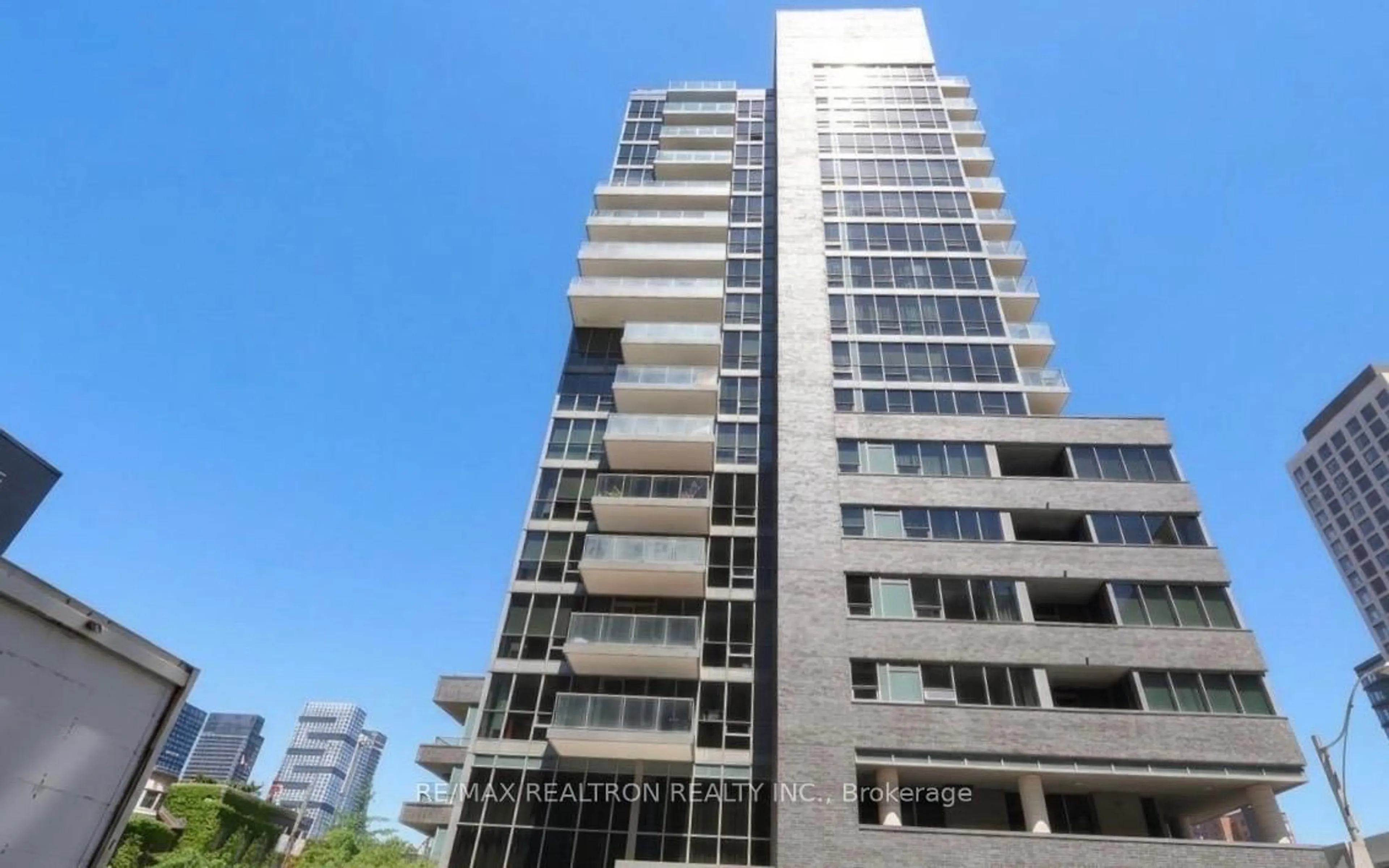 Unknown for 320 Richmond St #1020, Toronto Ontario M5A 1P9