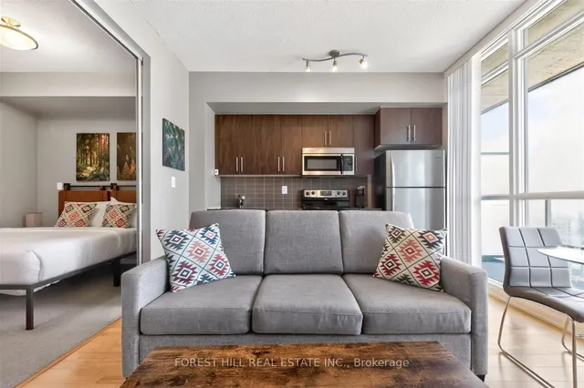 65 Bremner Blvd #4607, Toronto 5