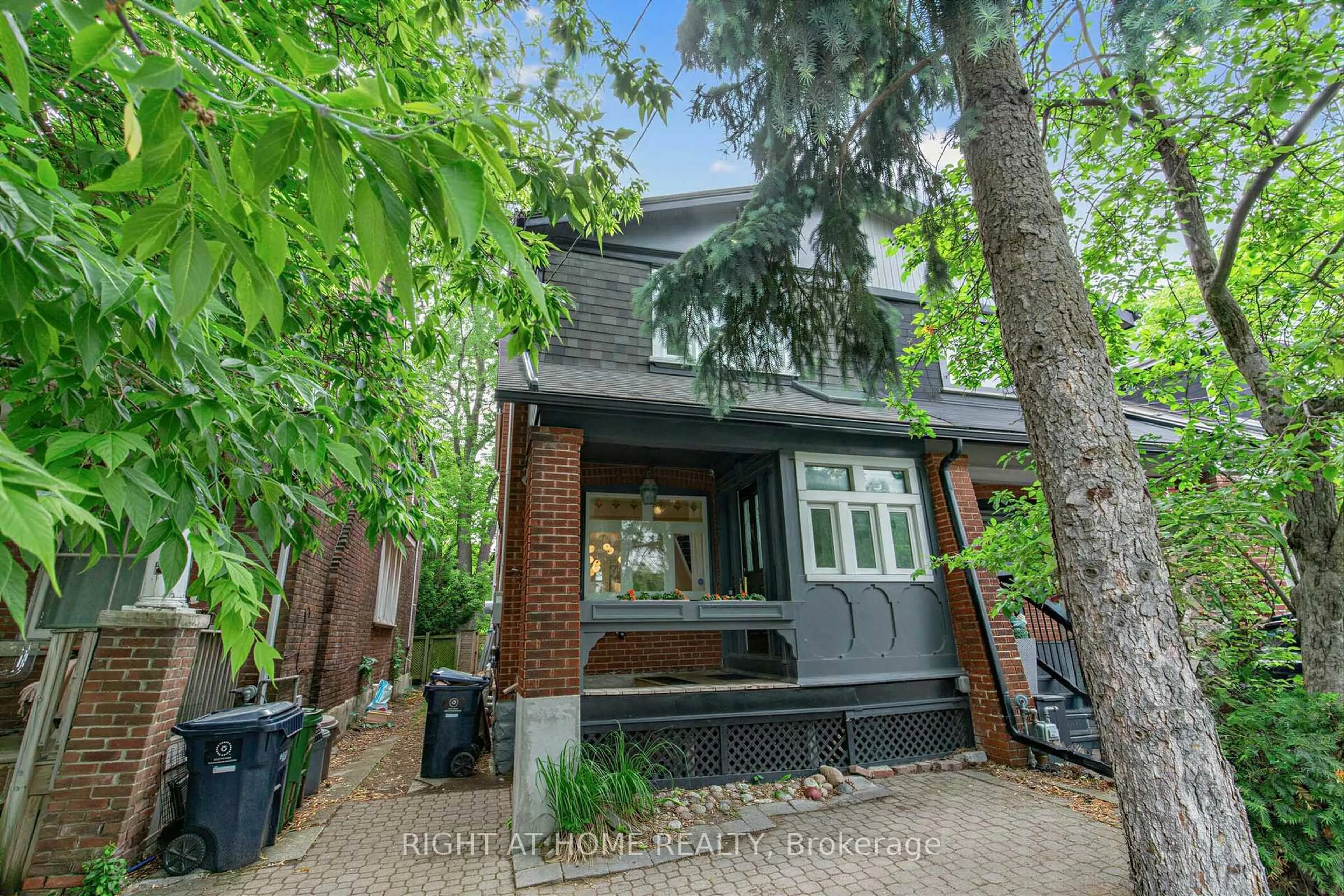 Home with brick exterior material, street for 1022 Mount Pleasant Rd, Toronto Ontario M4P 2M3