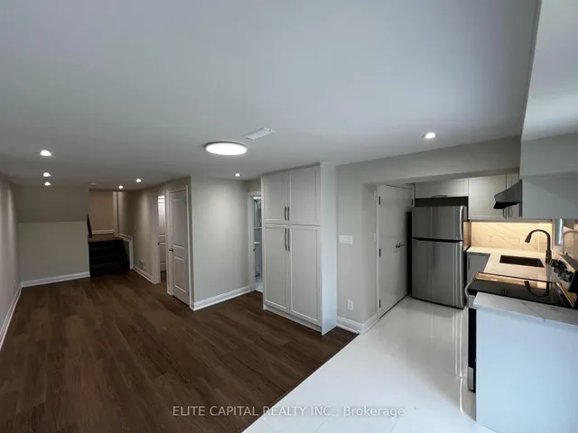 89 Picola Crt, Toronto 3