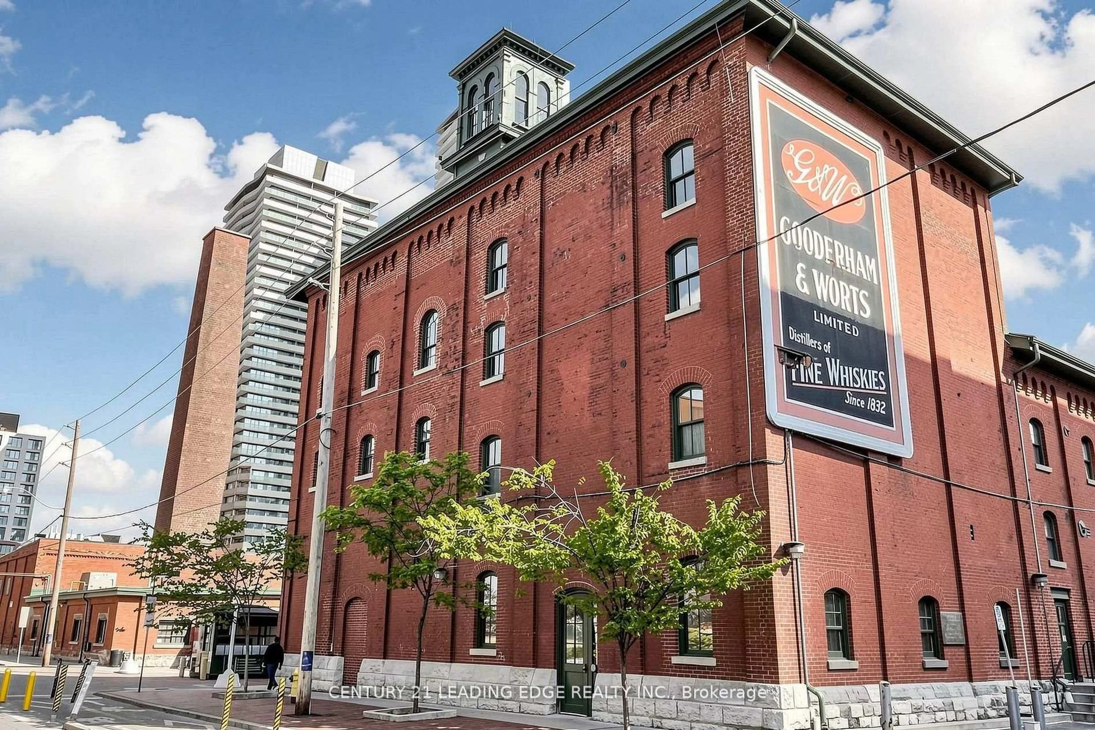 Home with brick exterior material, building for 33 Mill St #210, Toronto Ontario M5A 3R3