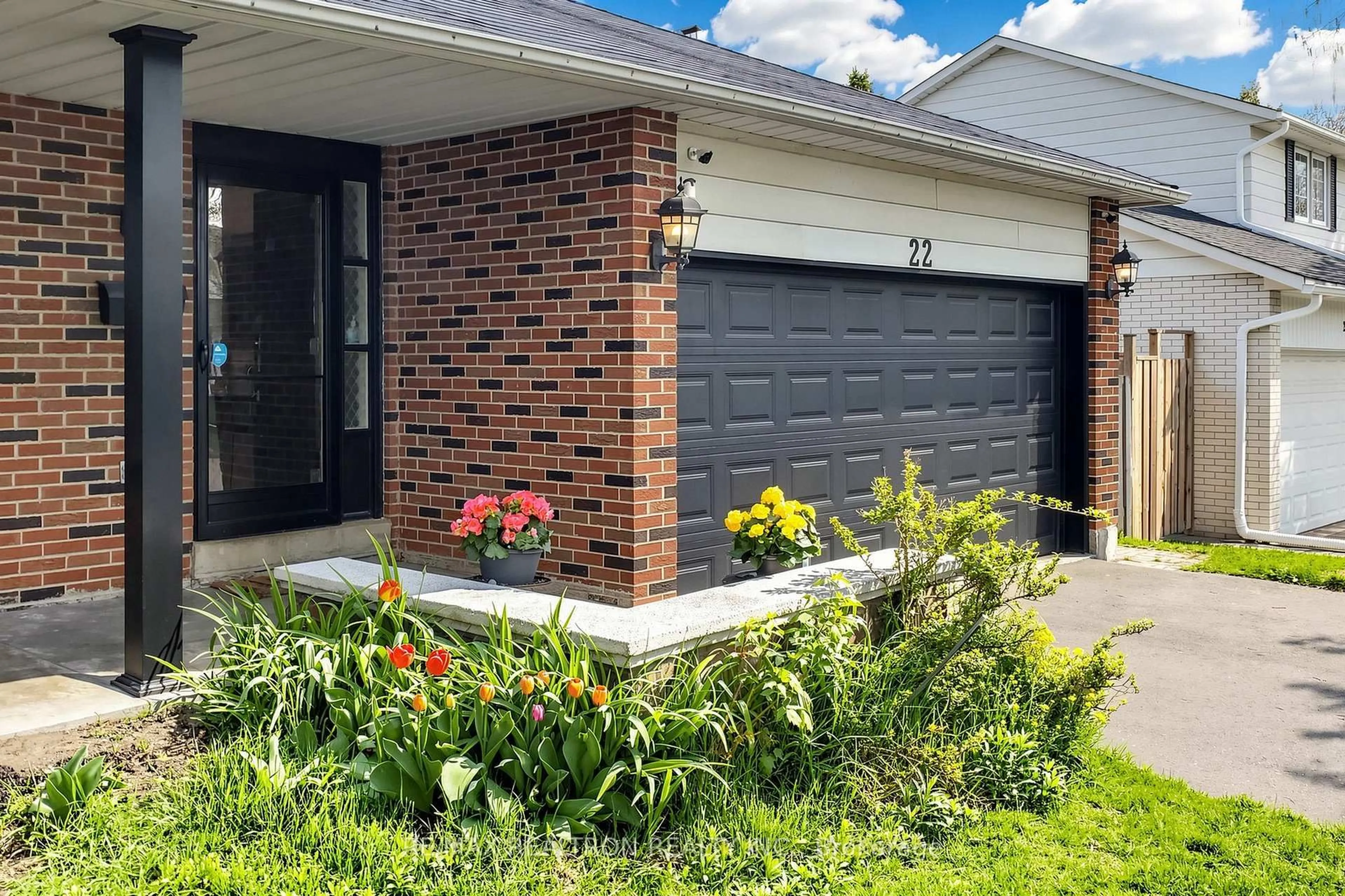 Home with brick exterior material, street for 22 Deerpath Rd, Toronto Ontario M3A 1R5