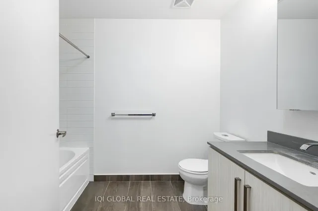 5180 Yonge St #1809, Toronto 3
