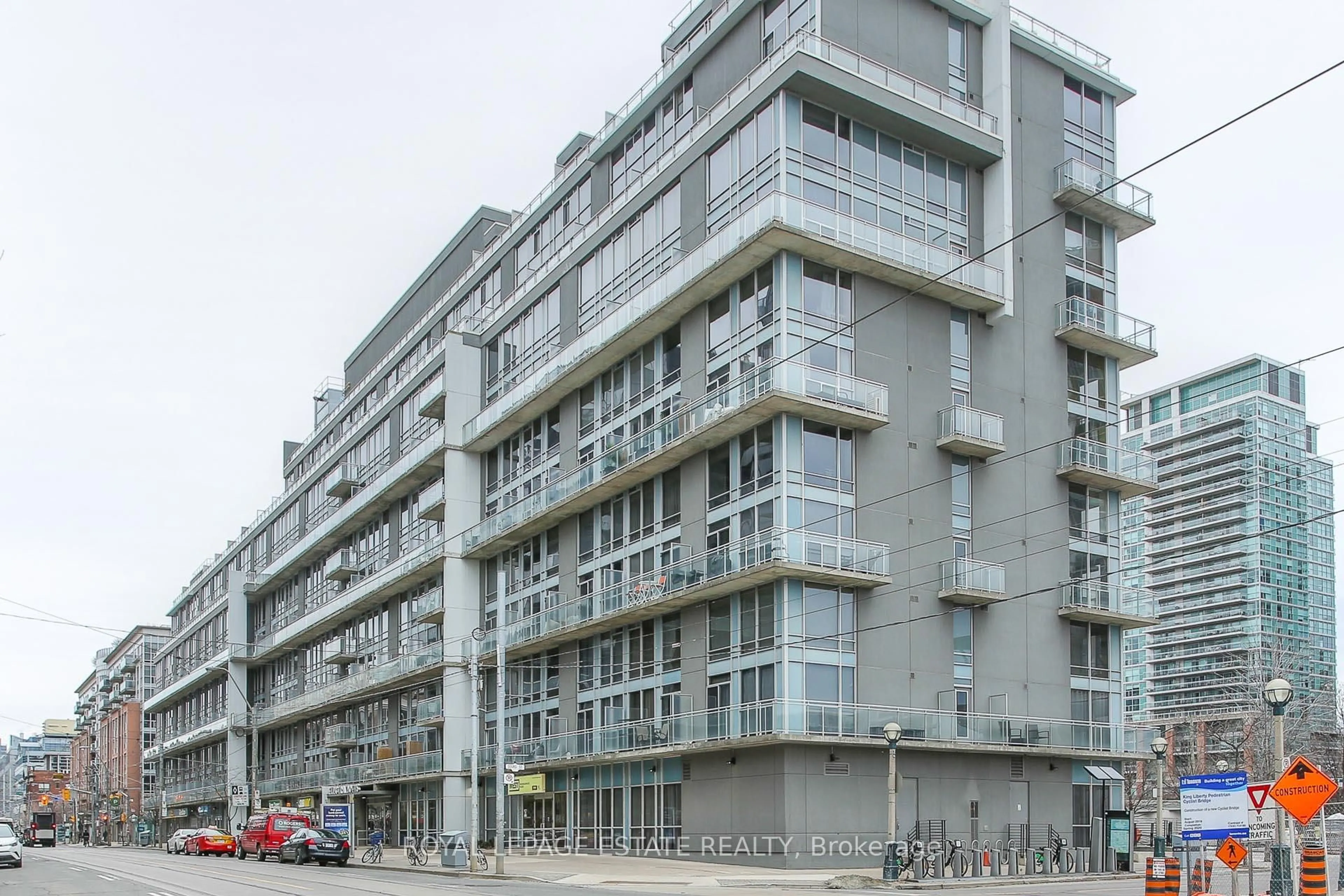 Unknown for 1029 King St #837, Toronto Ontario M6K 3M9