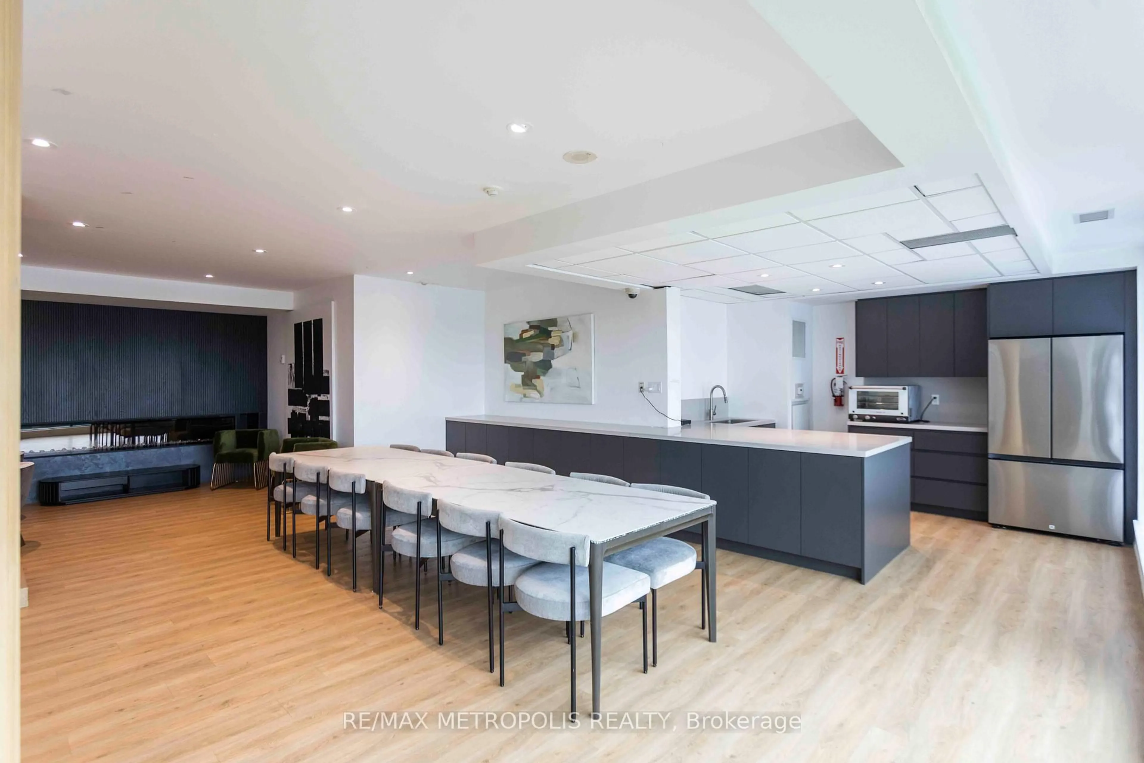 Open concept kitchen, unknown for 55 East Liberty St #507, Toronto Ontario M6K 3P9