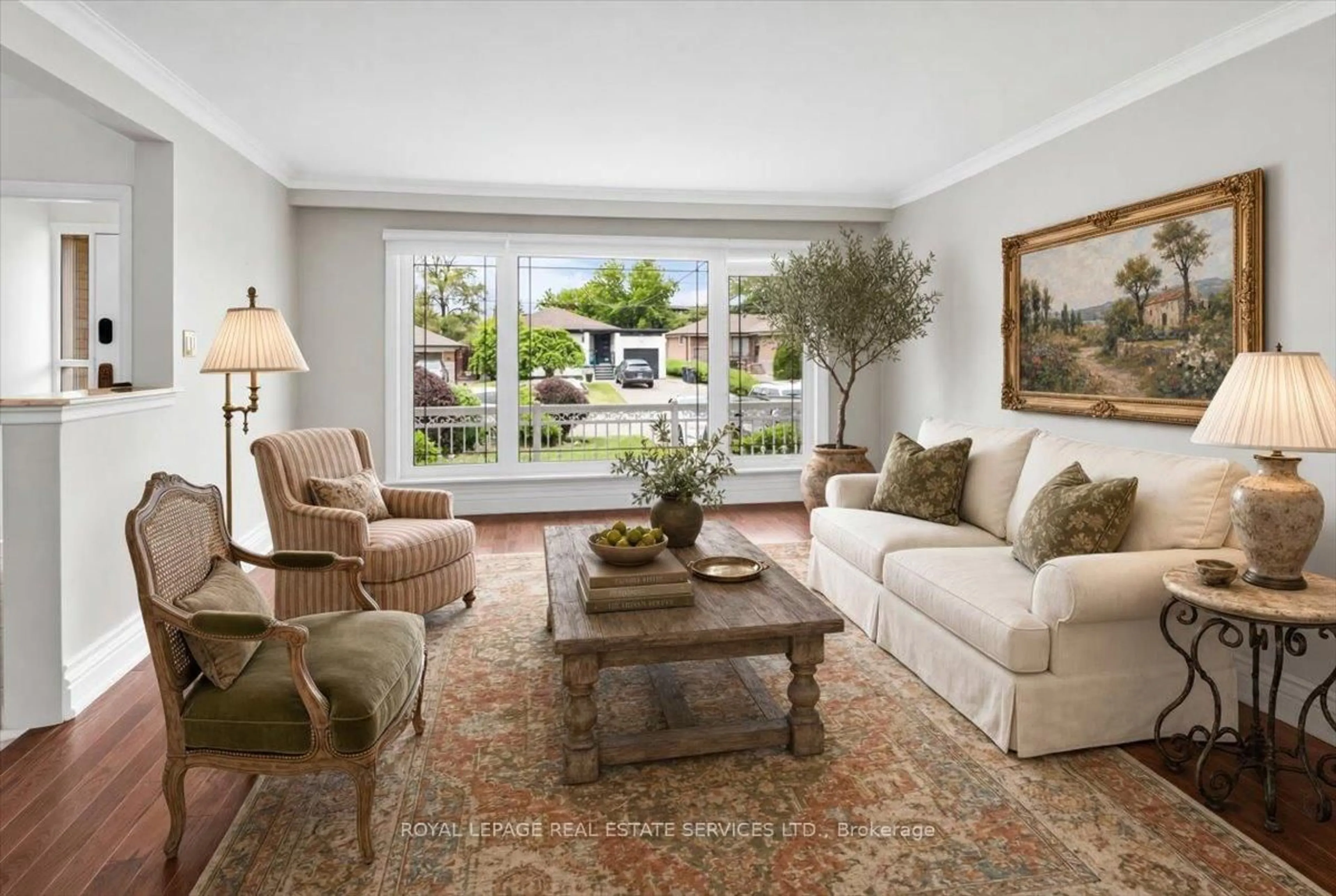 Living room with furniture, unknown for 21 Barksdale Ave, Toronto Ontario M3H 4S4