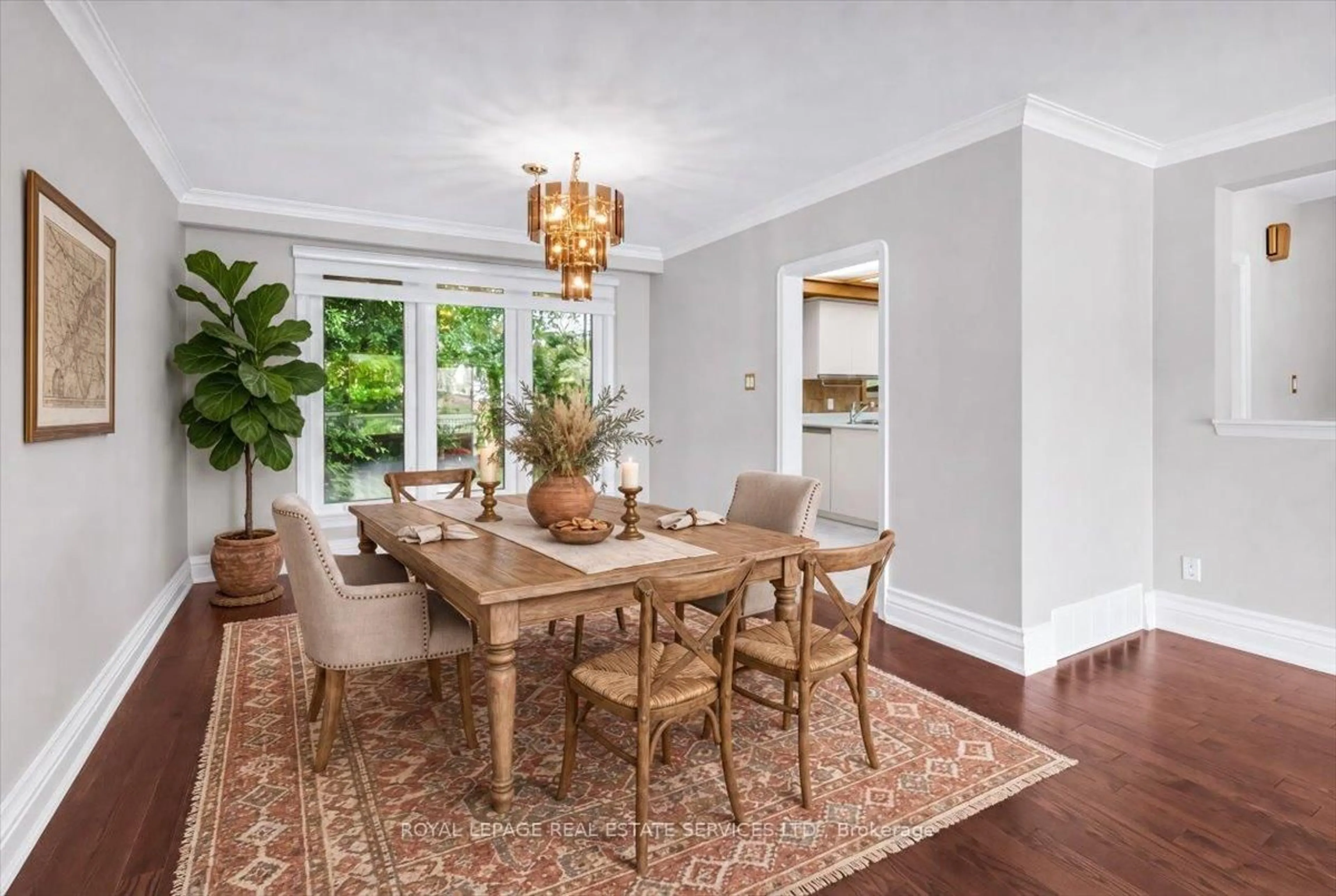 Dining room, wood/laminate floor for 21 Barksdale Ave, Toronto Ontario M3H 4S4