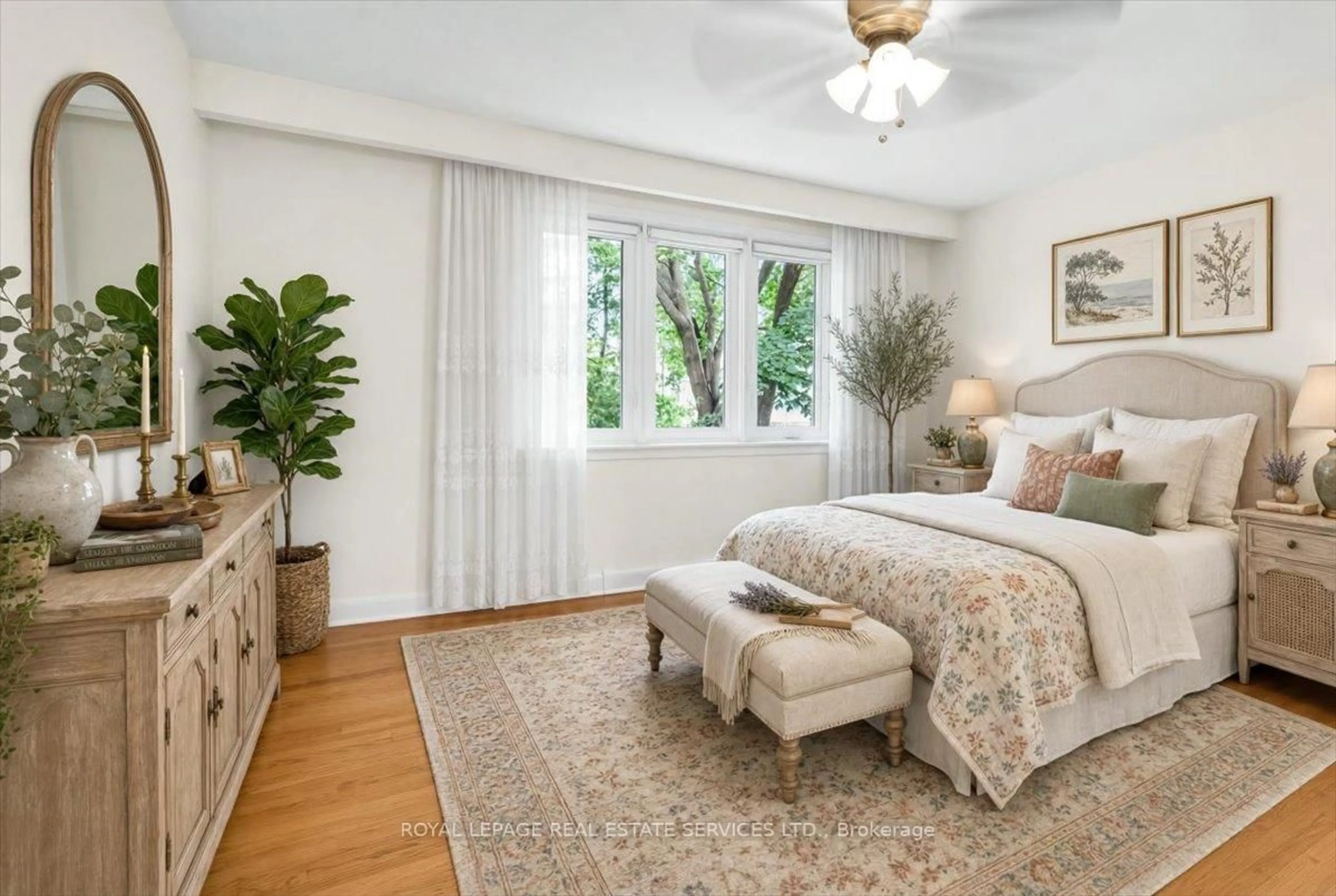 Bedroom with bed, unknown for 21 Barksdale Ave, Toronto Ontario M3H 4S4