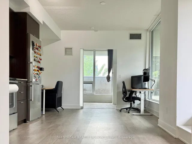 88 Sheppard Ave #211, Toronto 3