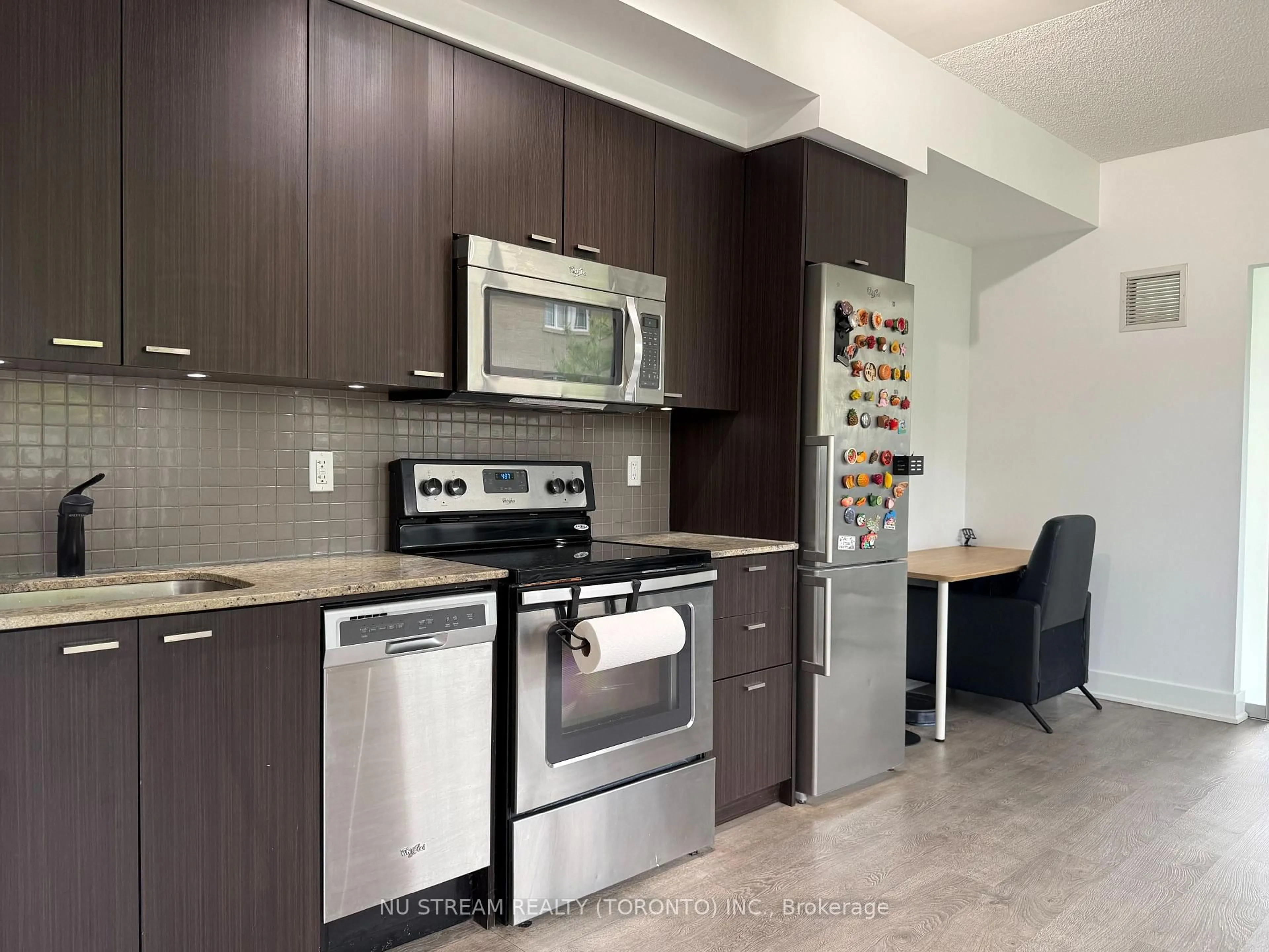 Standard kitchen, unknown for 88 Sheppard Ave #211, Toronto Ontario M2N 6Y2