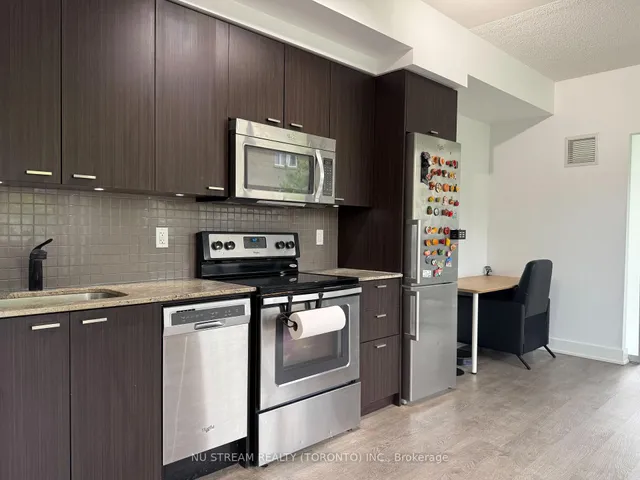 88 Sheppard Ave #211, Toronto 4