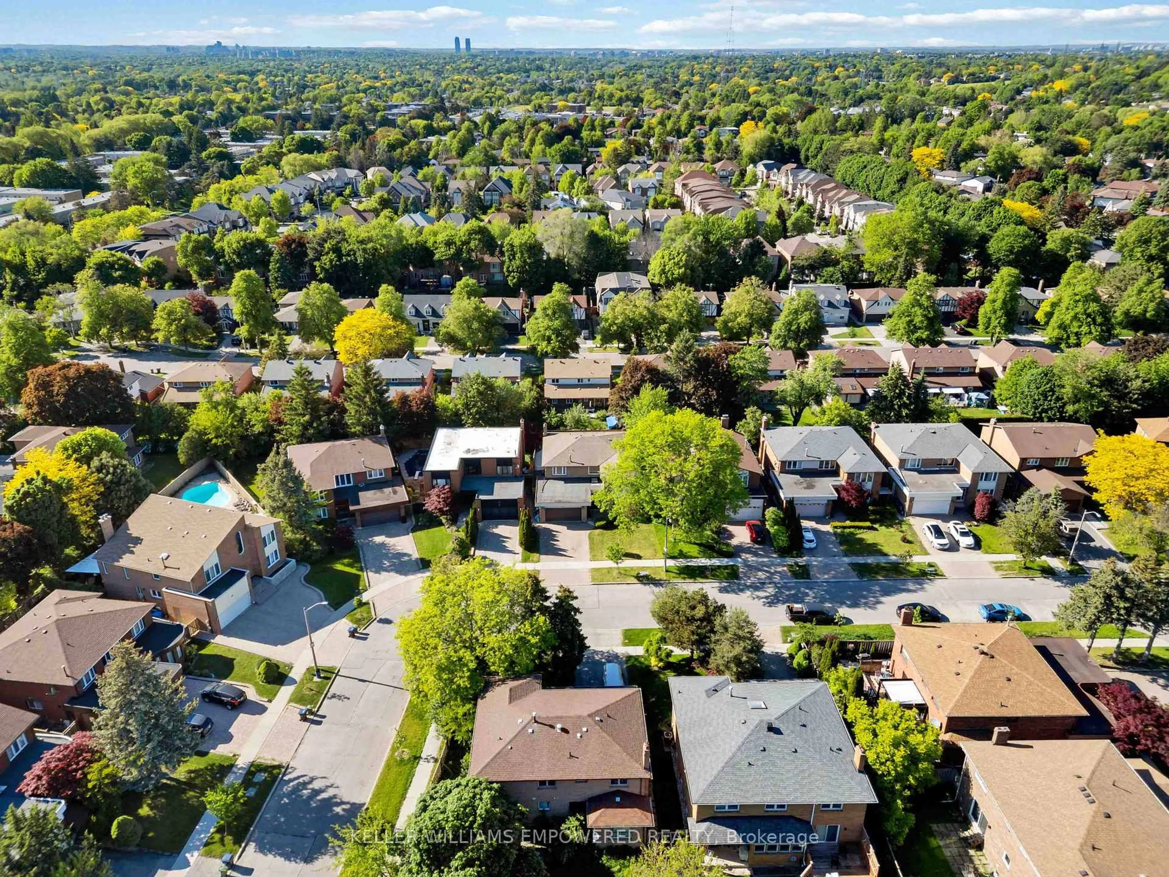 A pic from outside/outdoor area/front of a property/back of a property/a pic from drone, street for 16 O'meara Crt, Toronto Ontario M2J 4Y9