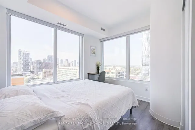 252 Church St #2906, Toronto 3